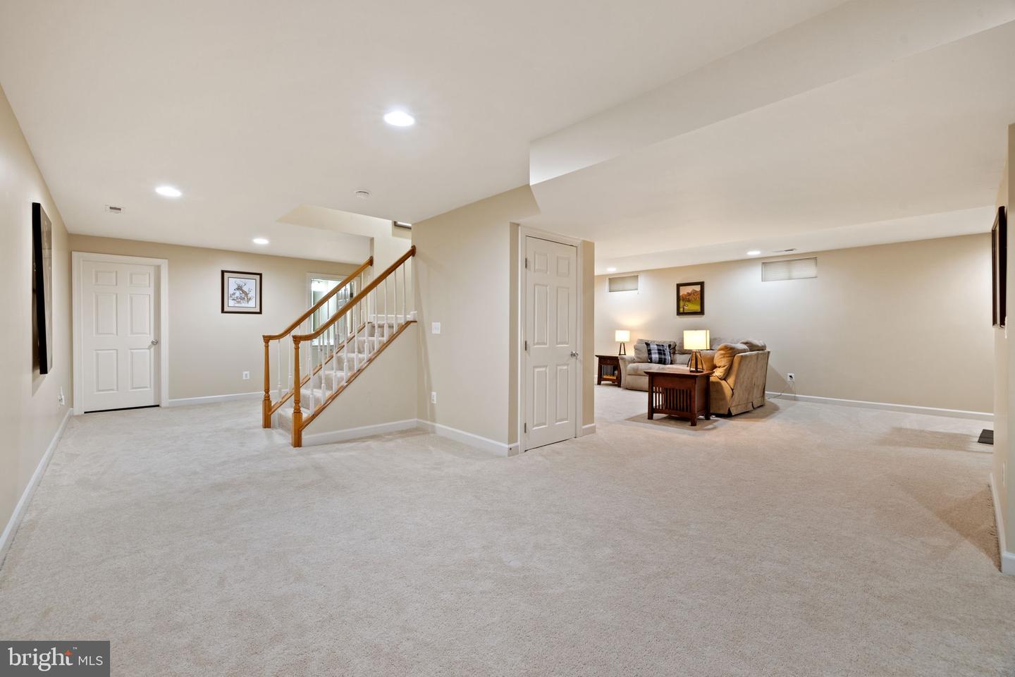 5932 AMBER RIDGE RD, HAYMARKET, Virginia 20169, 4 Bedrooms Bedrooms, 10 Rooms Rooms,4 BathroomsBathrooms,Residential,For sale,5932 AMBER RIDGE RD,VAPW2101490 MLS # VAPW2101490