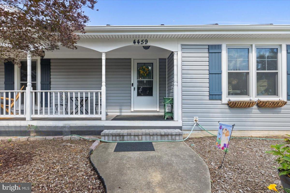 4459 WINCHESTER RD, MARSHALL, Virginia 20115, 3 Bedrooms Bedrooms, 16 Rooms Rooms,3 BathroomsBathrooms,Residential,For sale,4459 WINCHESTER RD,VAFQ2017924 MLS # VAFQ2017924