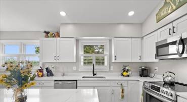 4459 WINCHESTER RD, MARSHALL, Virginia 20115, 3 Bedrooms Bedrooms, 16 Rooms Rooms,3 BathroomsBathrooms,Residential,For sale,4459 WINCHESTER RD,VAFQ2017924 MLS # VAFQ2017924