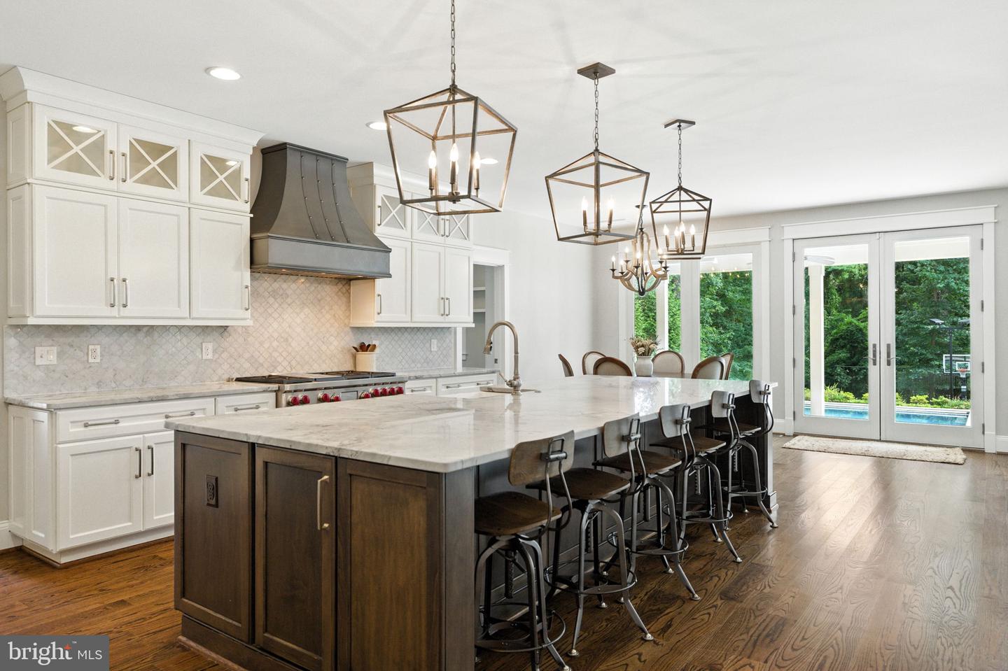 8617 DIXIE PL, MCLEAN, Virginia 22102, 6 Bedrooms Bedrooms, ,5 BathroomsBathrooms,Residential,For sale,8617 DIXIE PL,VAFX2261402 MLS # VAFX2261402