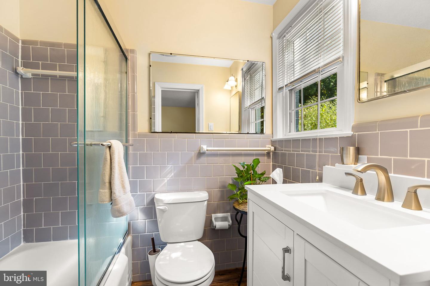 306 STUYVESANT ST, WARRENTON, Virginia 20186, 3 Bedrooms Bedrooms, 13 Rooms Rooms,2 BathroomsBathrooms,Residential,For sale,306 STUYVESANT ST,VAFQ2017982 MLS # VAFQ2017982
