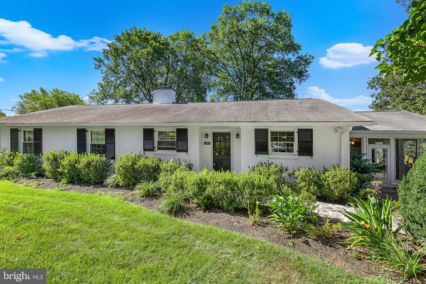 306 STUYVESANT ST, WARRENTON, Virginia 20186, 3 Bedrooms Bedrooms, 13 Rooms Rooms,2 BathroomsBathrooms,Residential,For sale,306 STUYVESANT ST,VAFQ2017982 MLS # VAFQ2017982