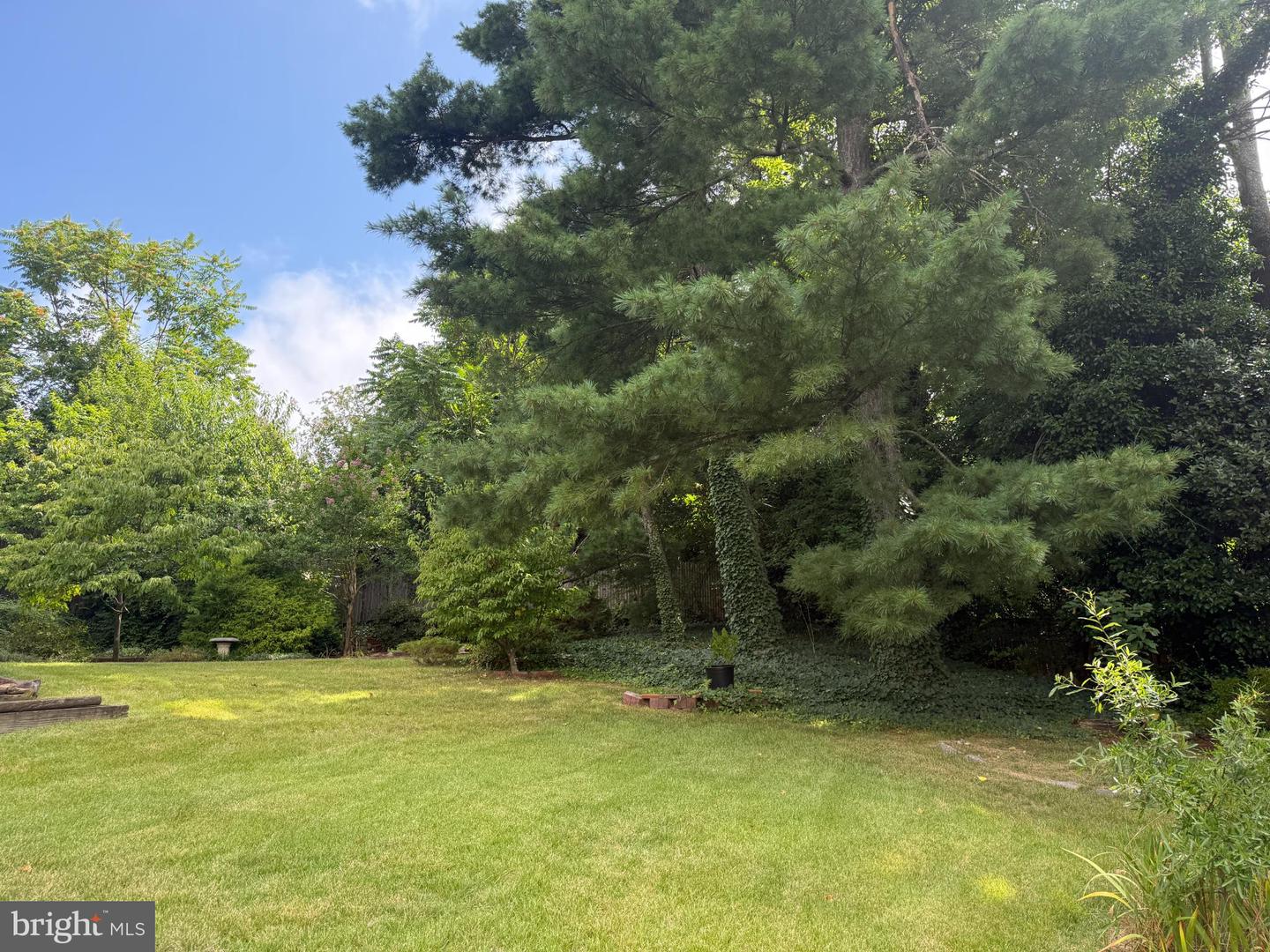 2700 BRYAN PL, ALEXANDRIA, Virginia 22302, 4 Bedrooms Bedrooms, 10 Rooms Rooms,2 BathroomsBathrooms,Residential,For sale,2700 BRYAN PL,VAAX2048760 MLS # VAAX2048760