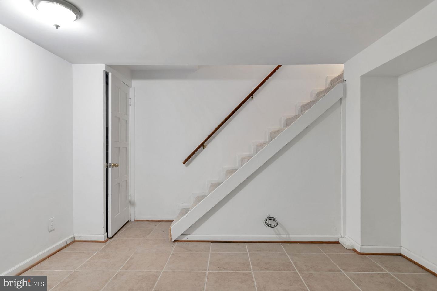 2826 JEFFERSON DR, ALEXANDRIA, Virginia 22303, 2 Bedrooms Bedrooms, ,1 BathroomBathrooms,Residential,For sale,2826 JEFFERSON DR,VAFX2262276 MLS # VAFX2262276