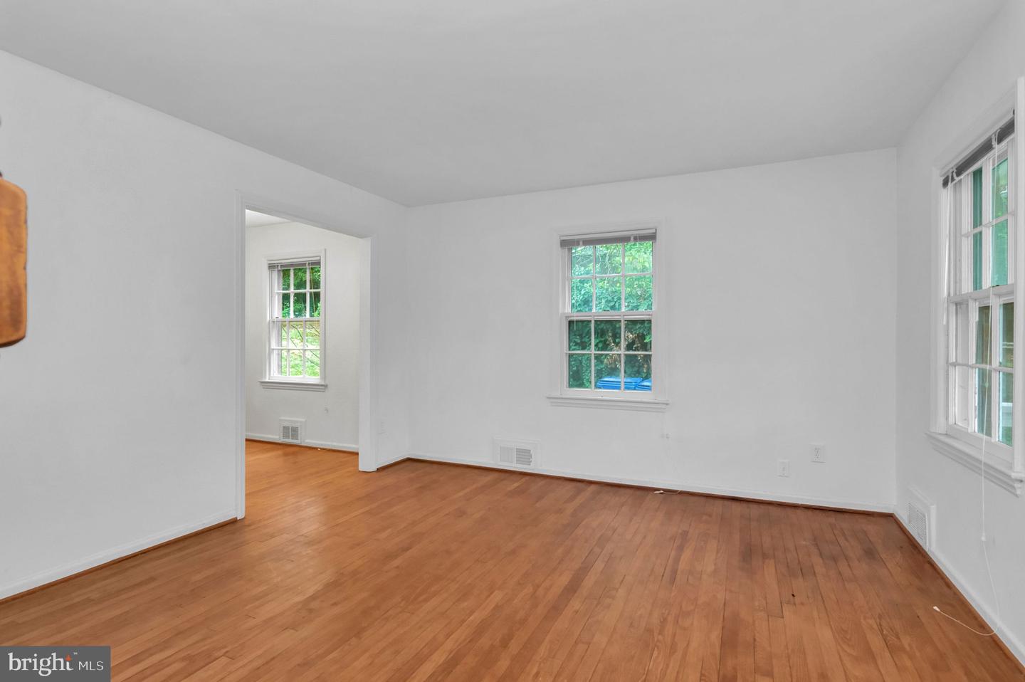 2826 JEFFERSON DR, ALEXANDRIA, Virginia 22303, 2 Bedrooms Bedrooms, ,1 BathroomBathrooms,Residential,For sale,2826 JEFFERSON DR,VAFX2262276 MLS # VAFX2262276