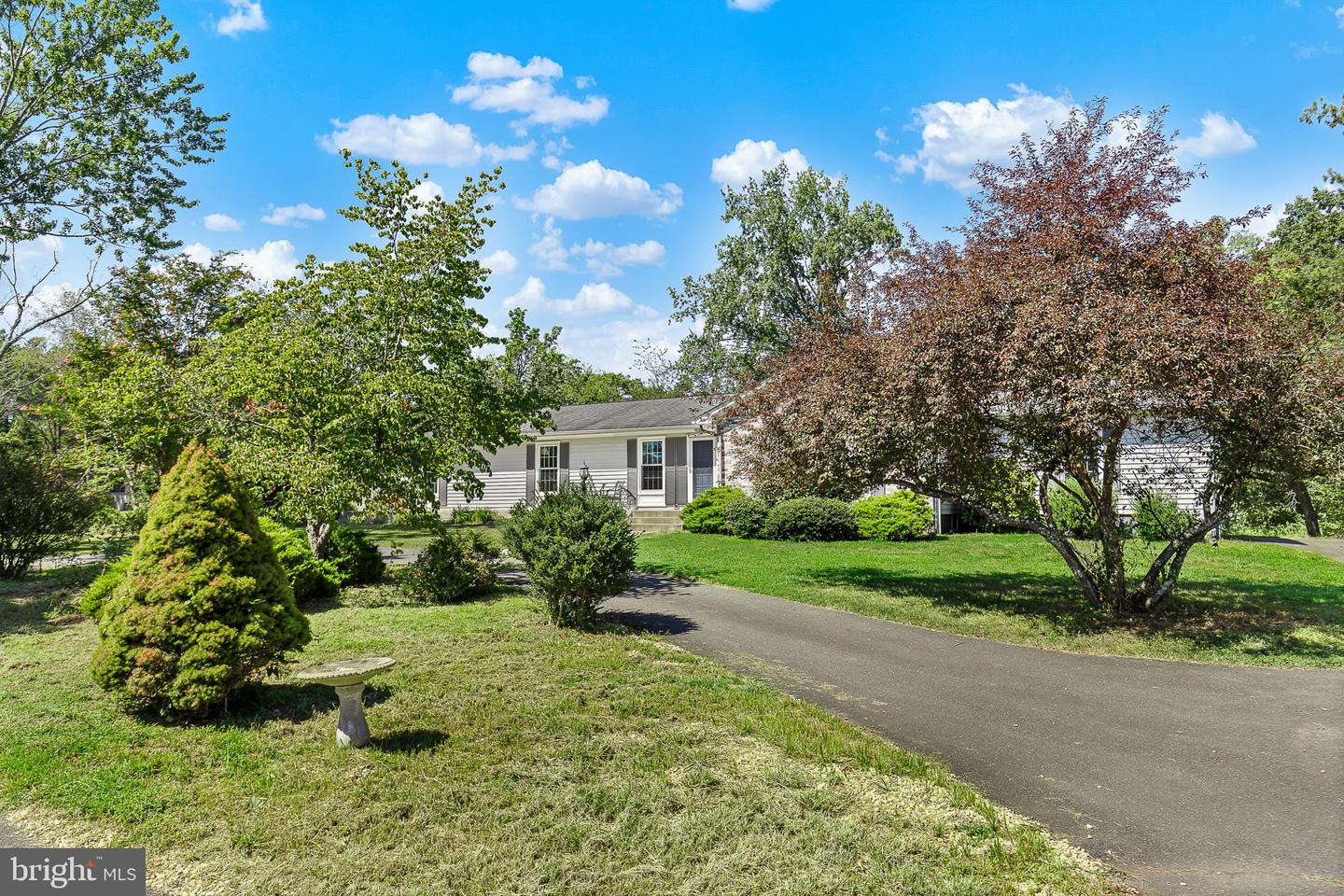 11108 & 11106 LONESOME RD, NOKESVILLE, Virginia 20181, 3 Bedrooms Bedrooms, 11 Rooms Rooms,2 BathroomsBathrooms,Residential,For sale,11108 & 11106 LONESOME RD,VAPW2101996 MLS # VAPW2101996