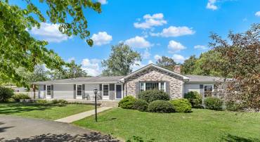 11108 & 11106 LONESOME RD, NOKESVILLE, Virginia 20181, 3 Bedrooms Bedrooms, 11 Rooms Rooms,2 BathroomsBathrooms,Residential,For sale,11108 & 11106 LONESOME RD,VAPW2101996 MLS # VAPW2101996
