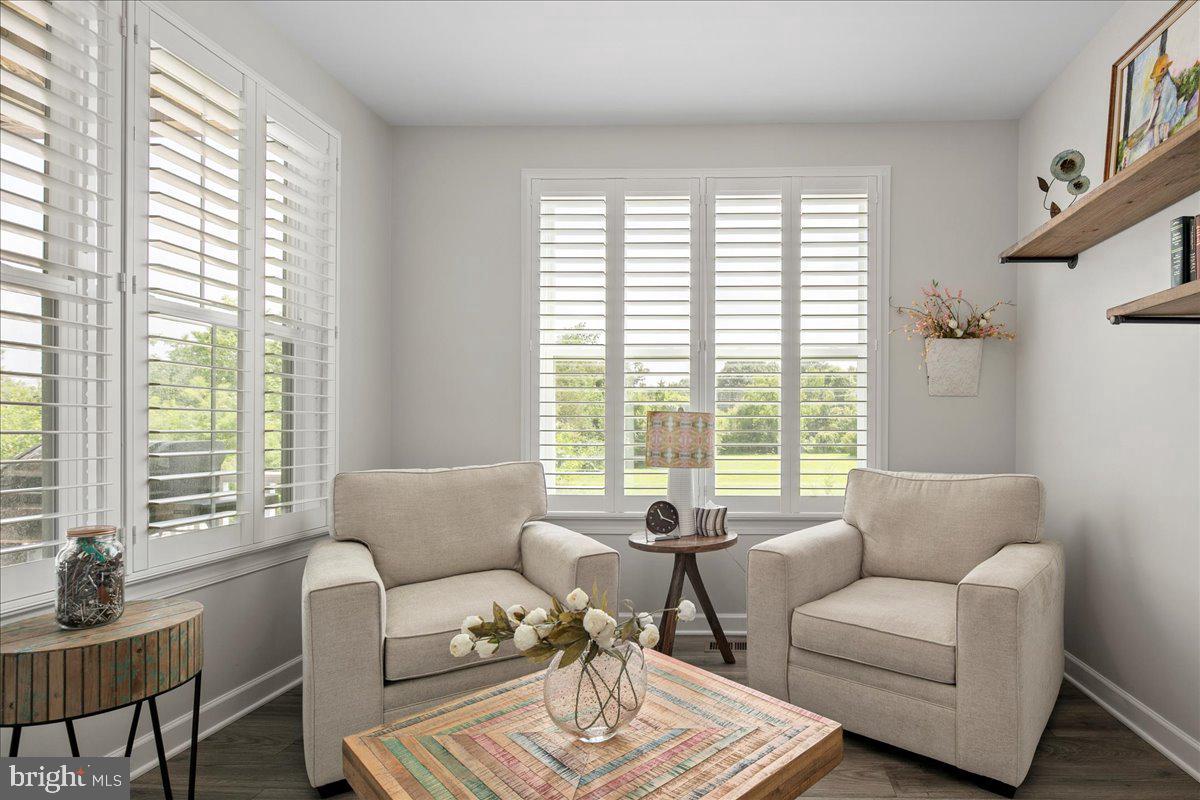 8125 BOCK FARM PL, ALEXANDRIA, Virginia 22306, 4 Bedrooms Bedrooms, ,3 BathroomsBathrooms,Residential,For sale,8125 BOCK FARM PL,VAFX2262346 MLS # VAFX2262346