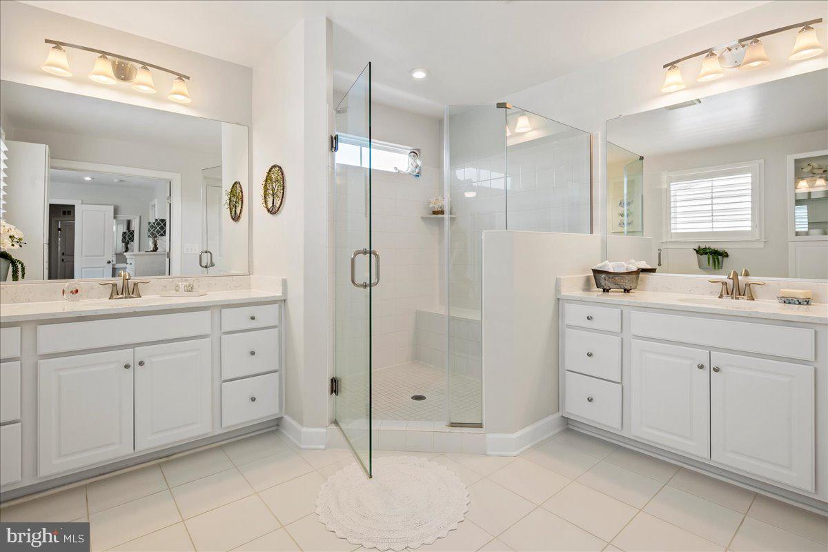 8125 BOCK FARM PL, ALEXANDRIA, Virginia 22306, 4 Bedrooms Bedrooms, ,3 BathroomsBathrooms,Residential,For sale,8125 BOCK FARM PL,VAFX2262346 MLS # VAFX2262346
