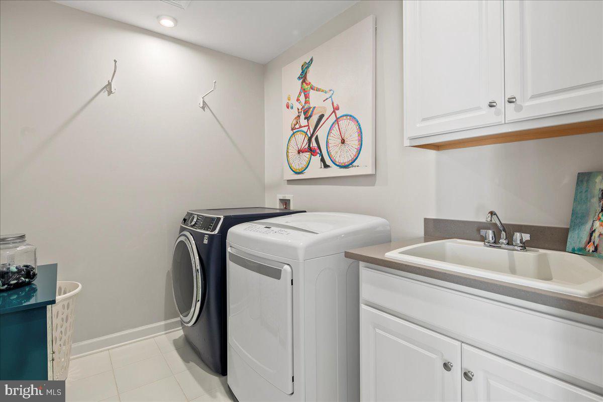 8125 BOCK FARM PL, ALEXANDRIA, Virginia 22306, 4 Bedrooms Bedrooms, ,3 BathroomsBathrooms,Residential,For sale,8125 BOCK FARM PL,VAFX2262346 MLS # VAFX2262346