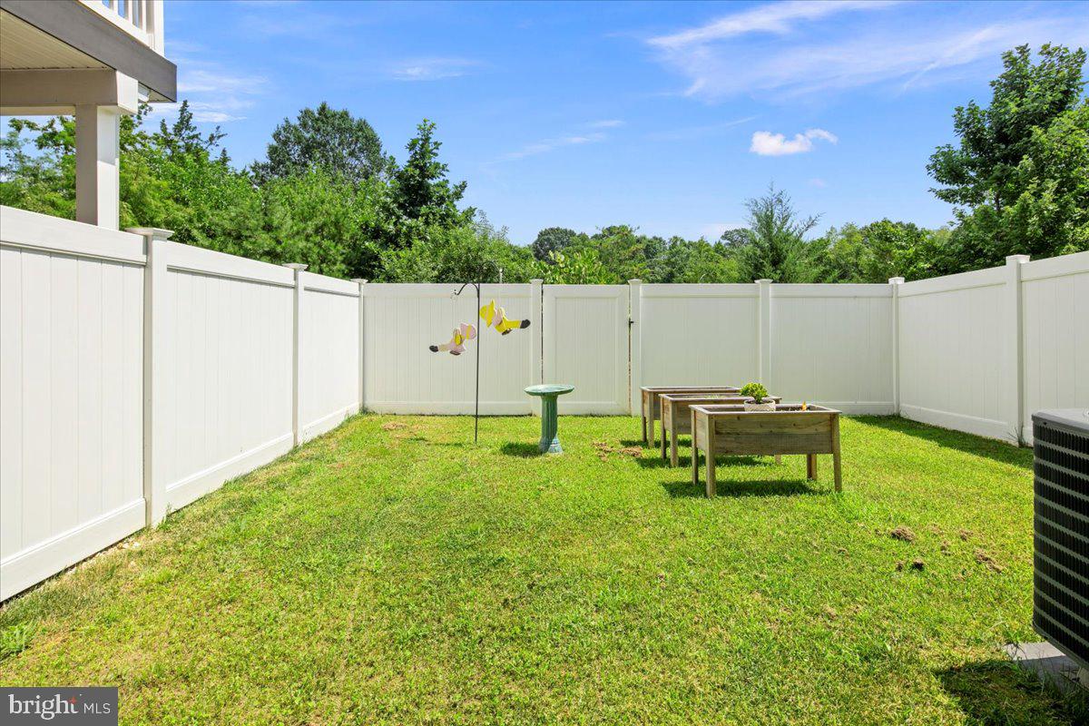 8125 BOCK FARM PL, ALEXANDRIA, Virginia 22306, 4 Bedrooms Bedrooms, ,3 BathroomsBathrooms,Residential,For sale,8125 BOCK FARM PL,VAFX2262346 MLS # VAFX2262346
