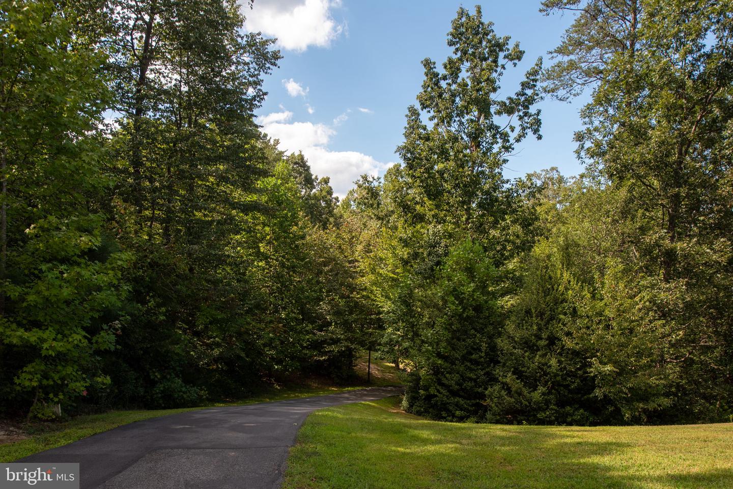 12525 KENT RD, KING GEORGE, Virginia 22485, 4 Bedrooms Bedrooms, ,2 BathroomsBathrooms,Residential,For sale,12525 KENT RD,VAKG2006904 MLS # VAKG2006904