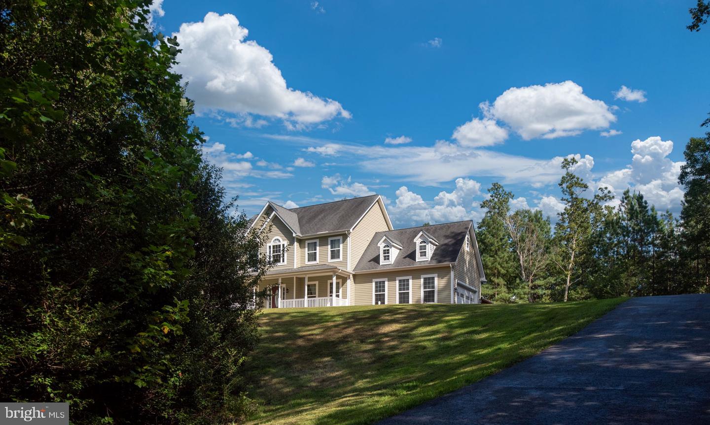 12525 KENT RD, KING GEORGE, Virginia 22485, 4 Bedrooms Bedrooms, ,2 BathroomsBathrooms,Residential,For sale,12525 KENT RD,VAKG2006904 MLS # VAKG2006904