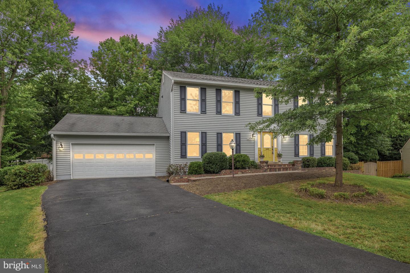 603 3RD ST, HERNDON, Virginia 20170, 4 Bedrooms Bedrooms, ,2 BathroomsBathrooms,Residential,For sale,603 3RD ST,VAFX2262408 MLS # VAFX2262408