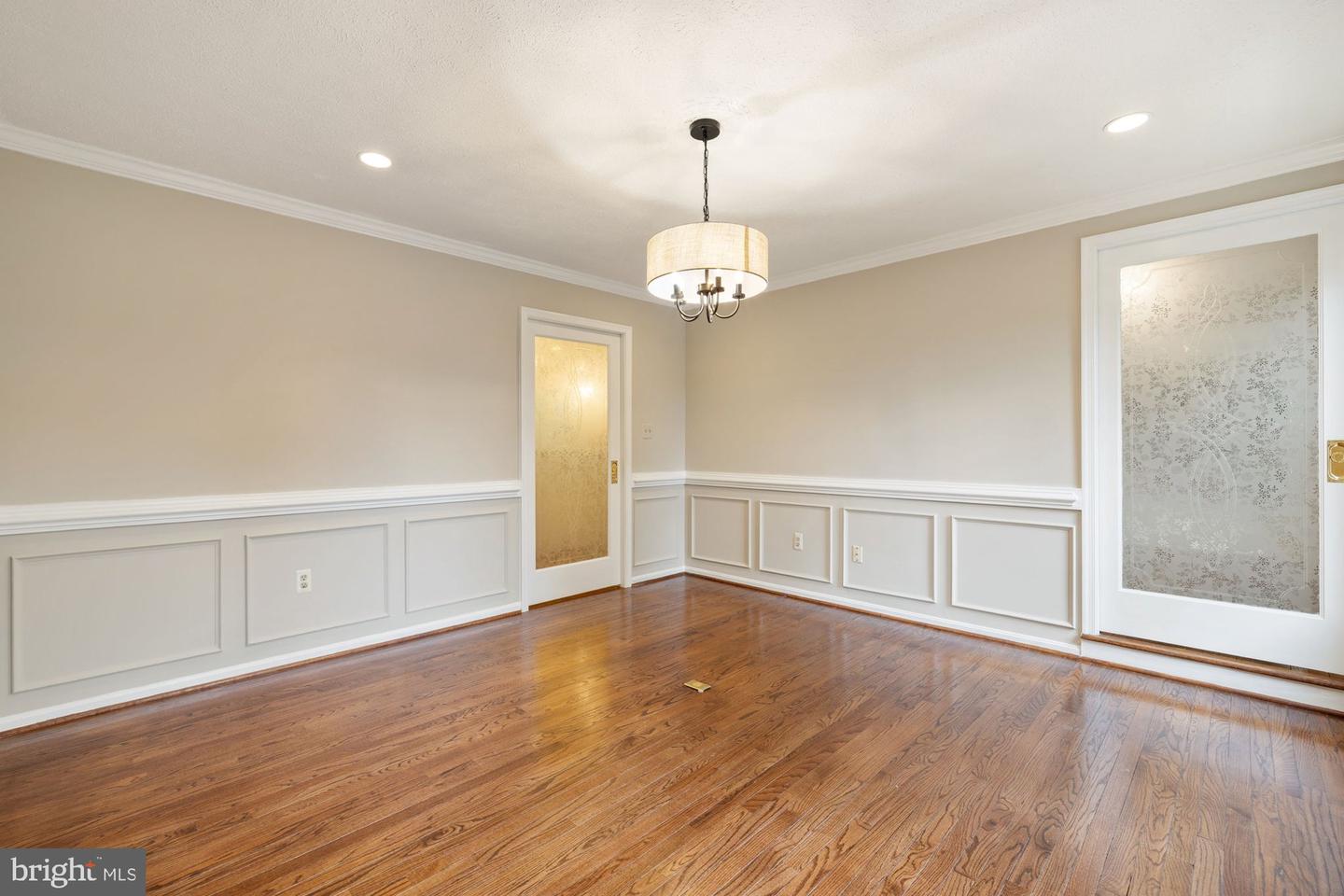 603 3RD ST, HERNDON, Virginia 20170, 4 Bedrooms Bedrooms, ,2 BathroomsBathrooms,Residential,For sale,603 3RD ST,VAFX2262408 MLS # VAFX2262408