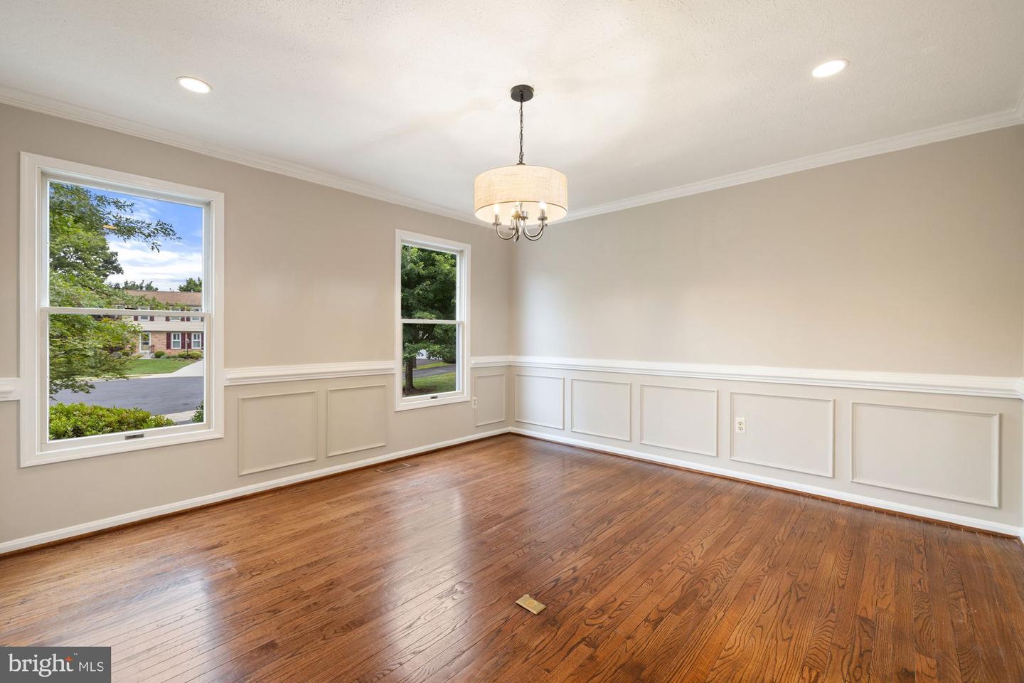 603 3RD ST, HERNDON, Virginia 20170, 4 Bedrooms Bedrooms, ,2 BathroomsBathrooms,Residential,For sale,603 3RD ST,VAFX2262408 MLS # VAFX2262408