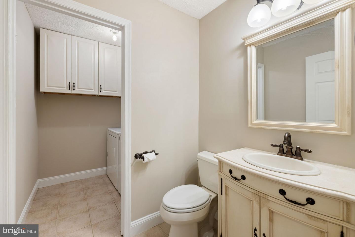 603 3RD ST, HERNDON, Virginia 20170, 4 Bedrooms Bedrooms, ,2 BathroomsBathrooms,Residential,For sale,603 3RD ST,VAFX2262408 MLS # VAFX2262408
