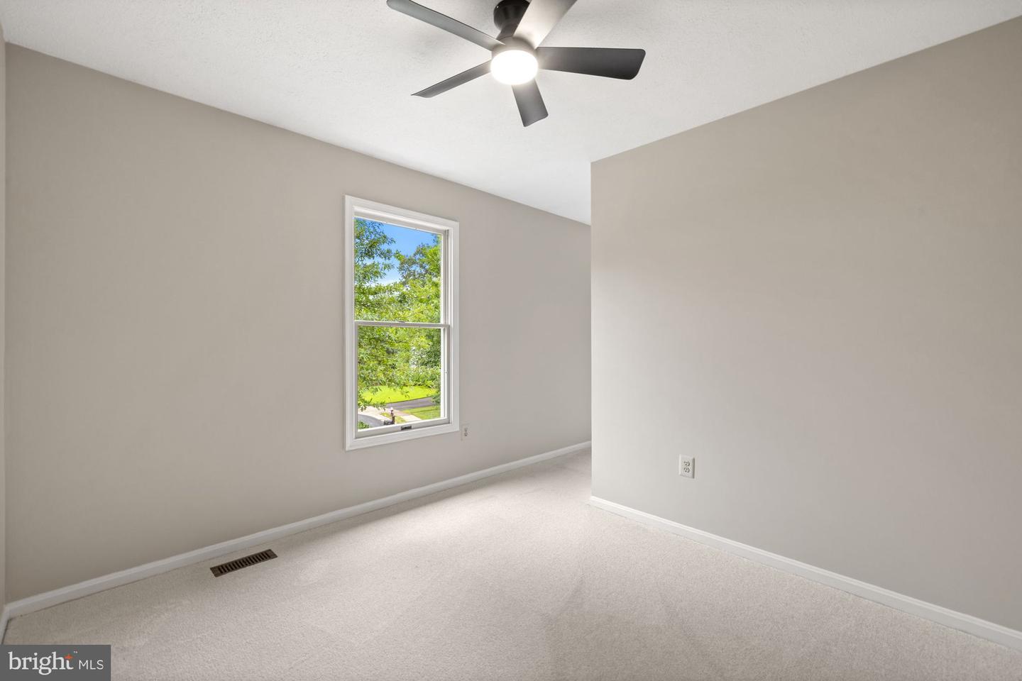 603 3RD ST, HERNDON, Virginia 20170, 4 Bedrooms Bedrooms, ,2 BathroomsBathrooms,Residential,For sale,603 3RD ST,VAFX2262408 MLS # VAFX2262408