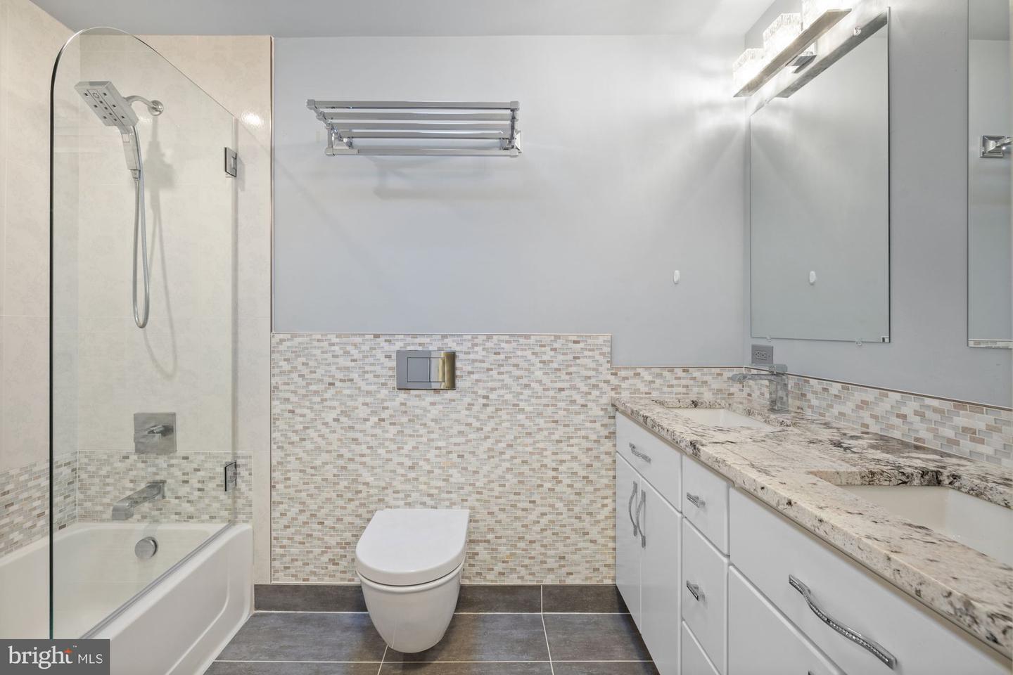 603 3RD ST, HERNDON, Virginia 20170, 4 Bedrooms Bedrooms, ,2 BathroomsBathrooms,Residential,For sale,603 3RD ST,VAFX2262408 MLS # VAFX2262408