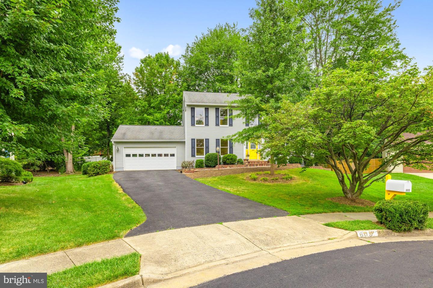 603 3RD ST, HERNDON, Virginia 20170, 4 Bedrooms Bedrooms, ,2 BathroomsBathrooms,Residential,For sale,603 3RD ST,VAFX2262408 MLS # VAFX2262408