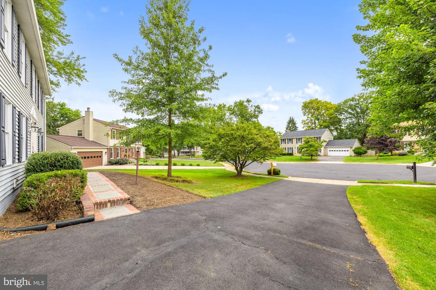 603 3RD ST, HERNDON, Virginia 20170, 4 Bedrooms Bedrooms, ,2 BathroomsBathrooms,Residential,For sale,603 3RD ST,VAFX2262408 MLS # VAFX2262408