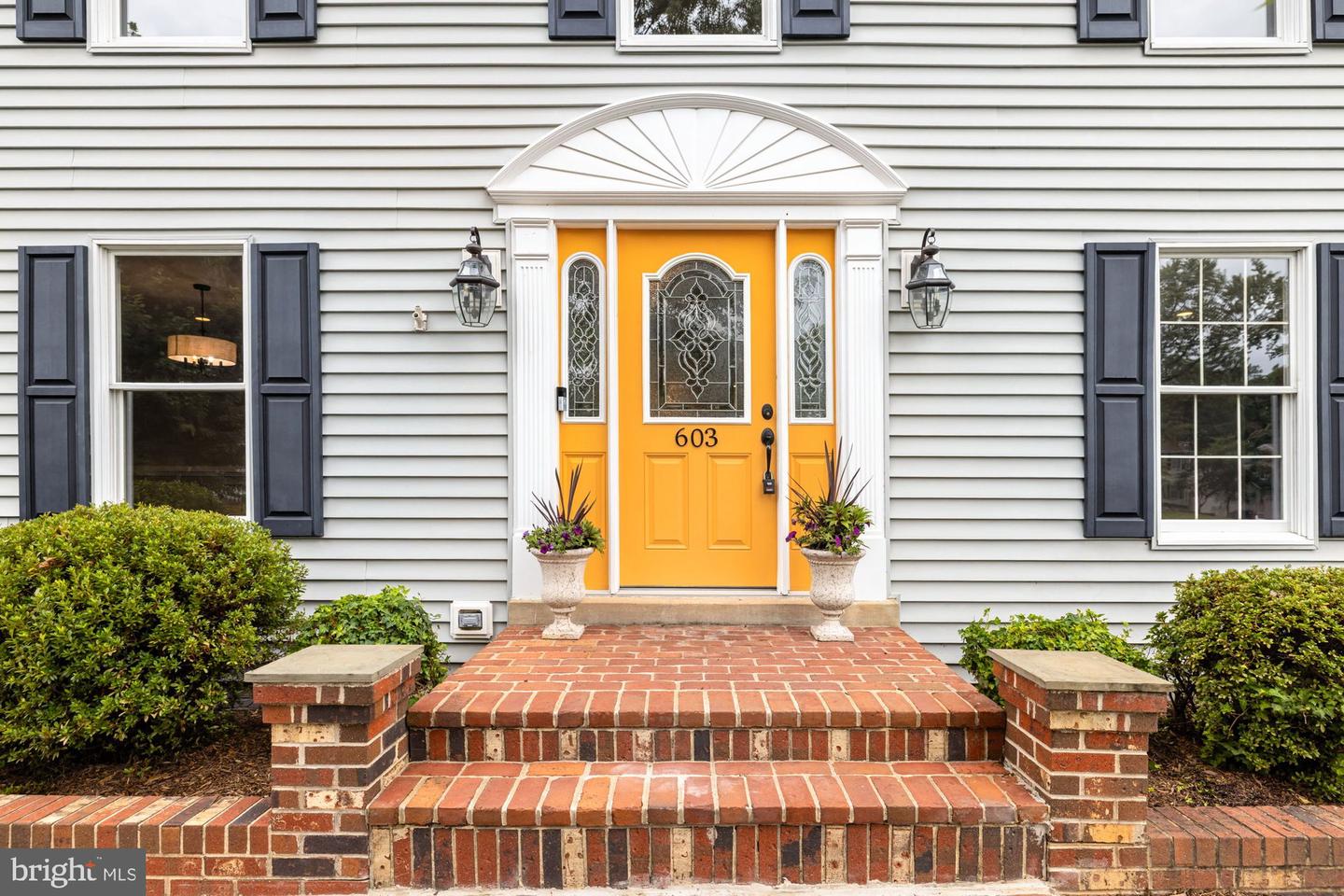 603 3RD ST, HERNDON, Virginia 20170, 4 Bedrooms Bedrooms, ,2 BathroomsBathrooms,Residential,For sale,603 3RD ST,VAFX2262408 MLS # VAFX2262408