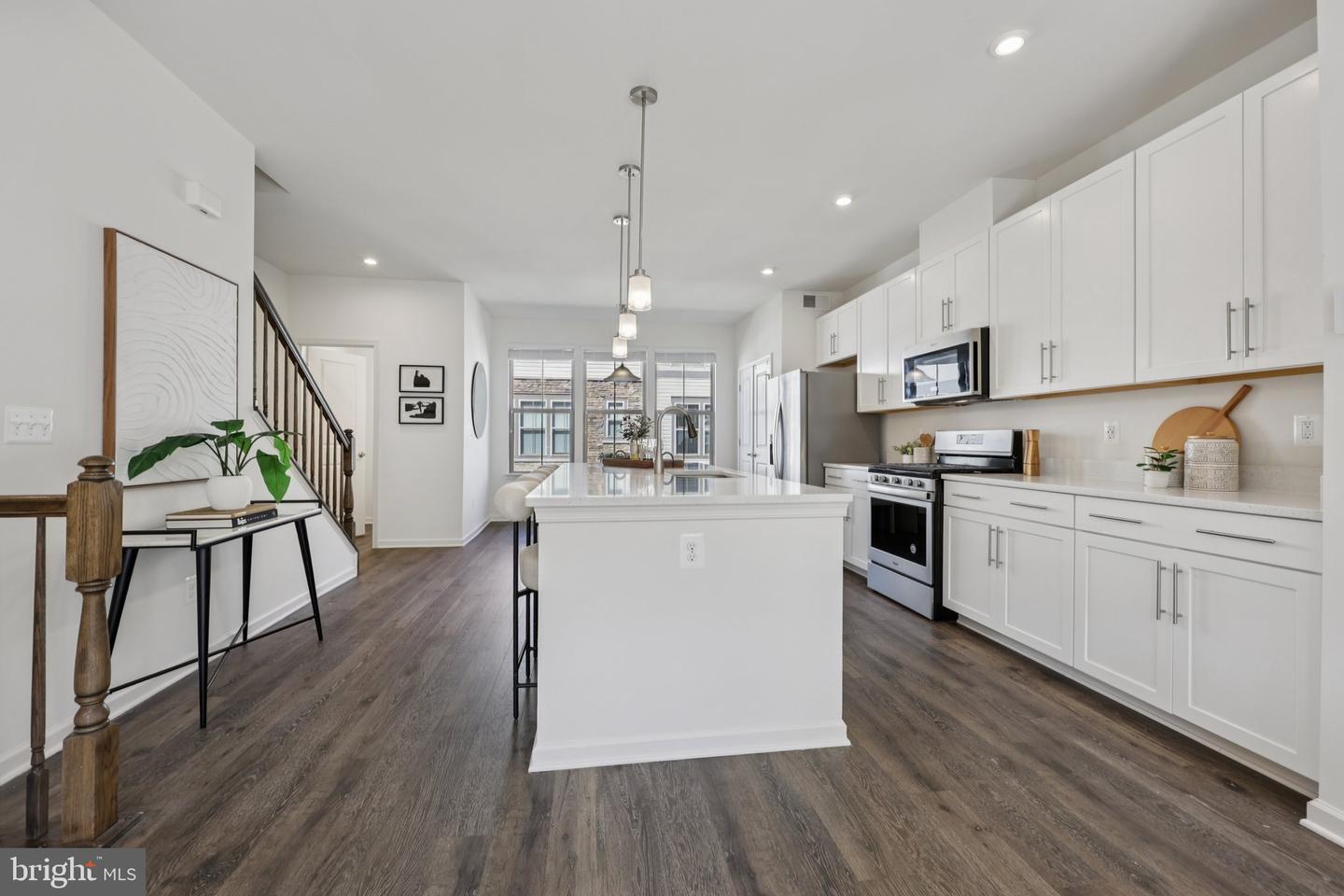 127 TOLOCKA TER NE, LEESBURG, Virginia 20176, 4 Bedrooms Bedrooms, ,3 BathroomsBathrooms,Residential,For sale,127 TOLOCKA TER NE,VALO2104988 MLS # VALO2104988