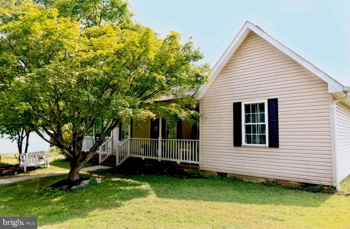 3004 LEE DRIVE EXTENDED, FREDERICKSBURG, Virginia 22408, 3 Bedrooms Bedrooms, ,2 BathroomsBathrooms,Residential,For sale,3004 LEE DRIVE EXTENDED,VASP2035650 MLS # VASP2035650