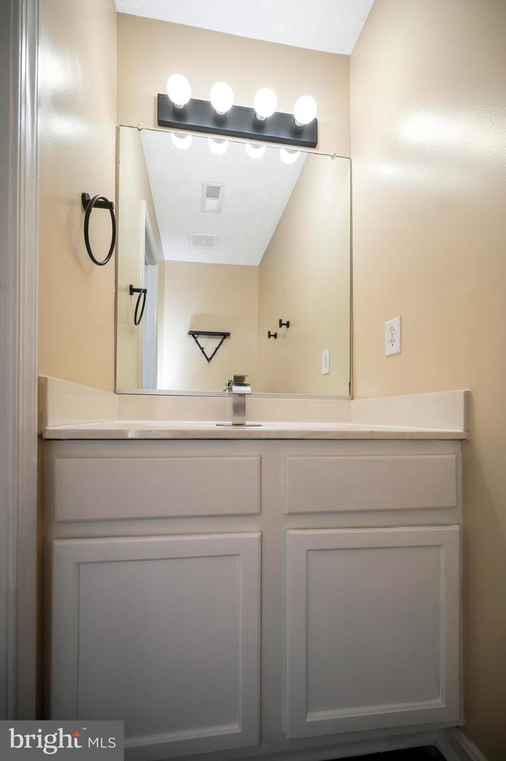 10606 BOXMEER CT, FREDERICKSBURG, Virginia 22408, 3 Bedrooms Bedrooms, ,2 BathroomsBathrooms,Residential,For sale,10606 BOXMEER CT,VASP2035660 MLS # VASP2035660