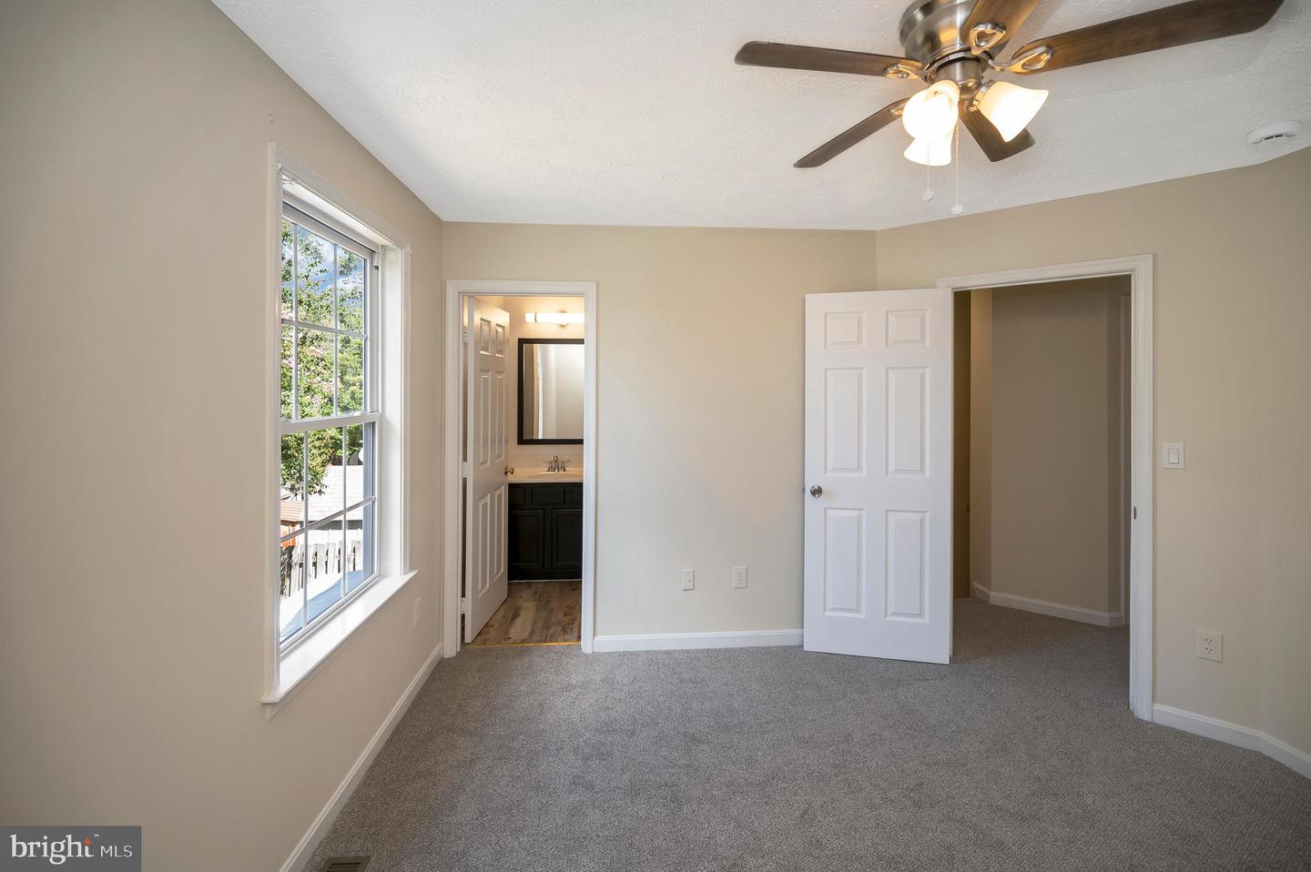 10606 BOXMEER CT, FREDERICKSBURG, Virginia 22408, 3 Bedrooms Bedrooms, ,2 BathroomsBathrooms,Residential,For sale,10606 BOXMEER CT,VASP2035660 MLS # VASP2035660