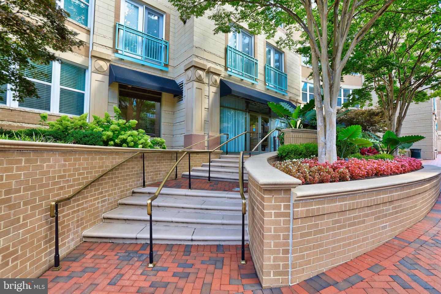 12000 MARKET ST #352, RESTON, Virginia 20190, 2 Bedrooms Bedrooms, ,2 BathroomsBathrooms,Residential,For sale,12000 MARKET ST #352,VAFX2262592 MLS # VAFX2262592