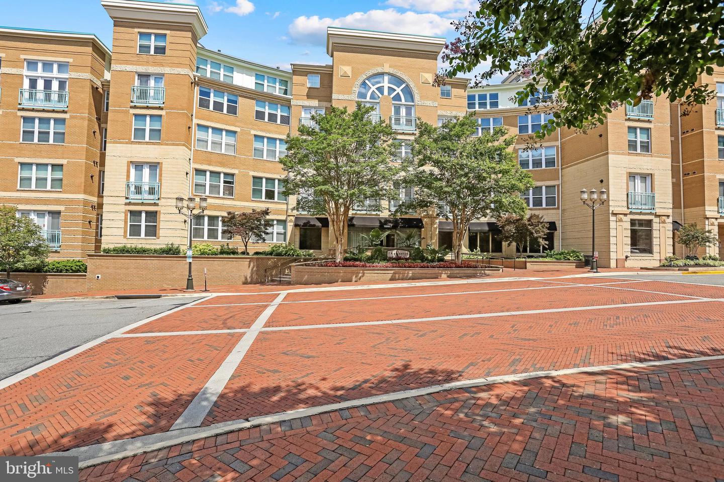 12000 MARKET ST #352, RESTON, Virginia 20190, 2 Bedrooms Bedrooms, ,2 BathroomsBathrooms,Residential,For sale,12000 MARKET ST #352,VAFX2262592 MLS # VAFX2262592