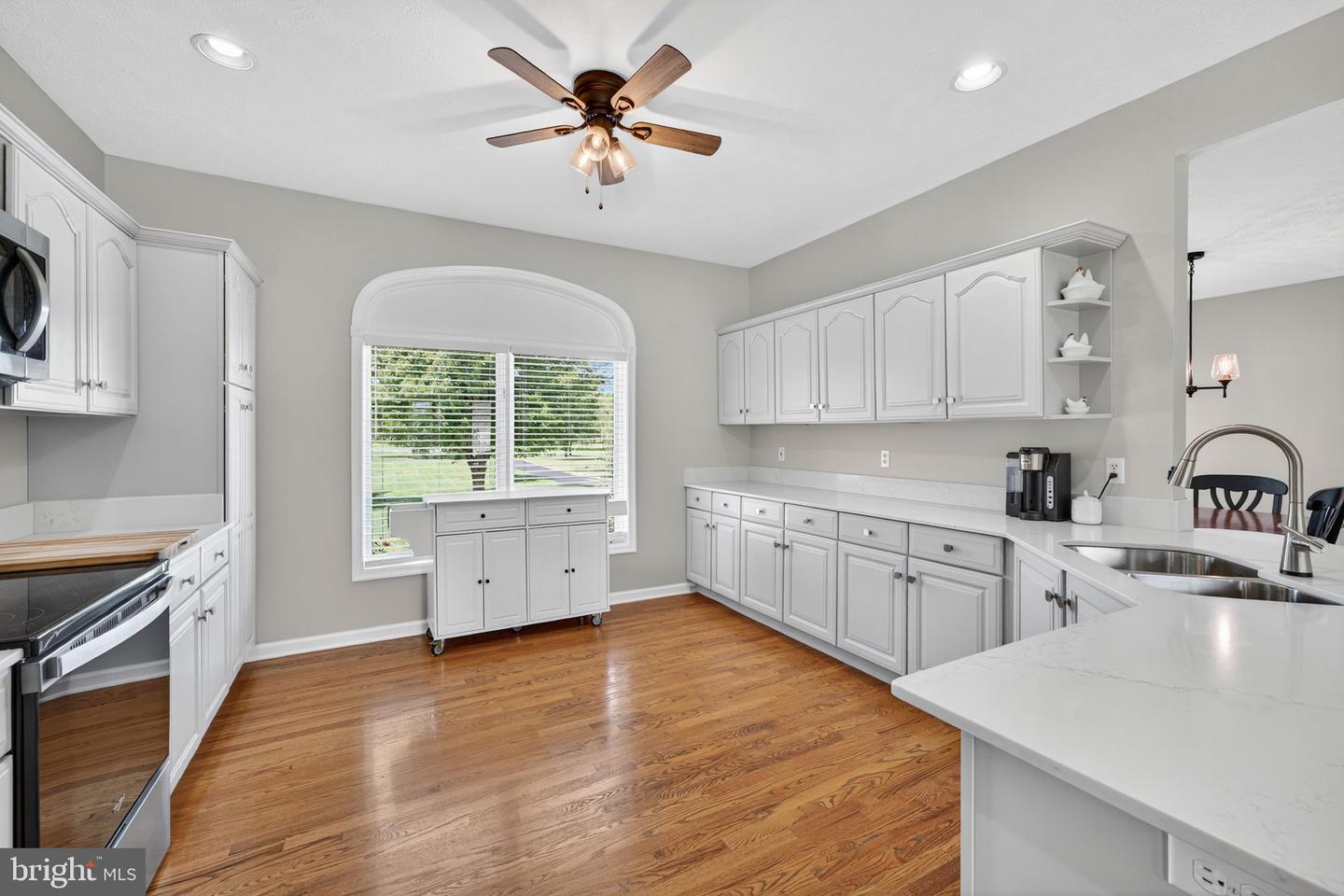 560 FAIR LN, WINCHESTER, Virginia 22603, 3 Bedrooms Bedrooms, 13 Rooms Rooms,2 BathroomsBathrooms,Residential,For sale,560 FAIR LN,VAFV2036314 MLS # VAFV2036314