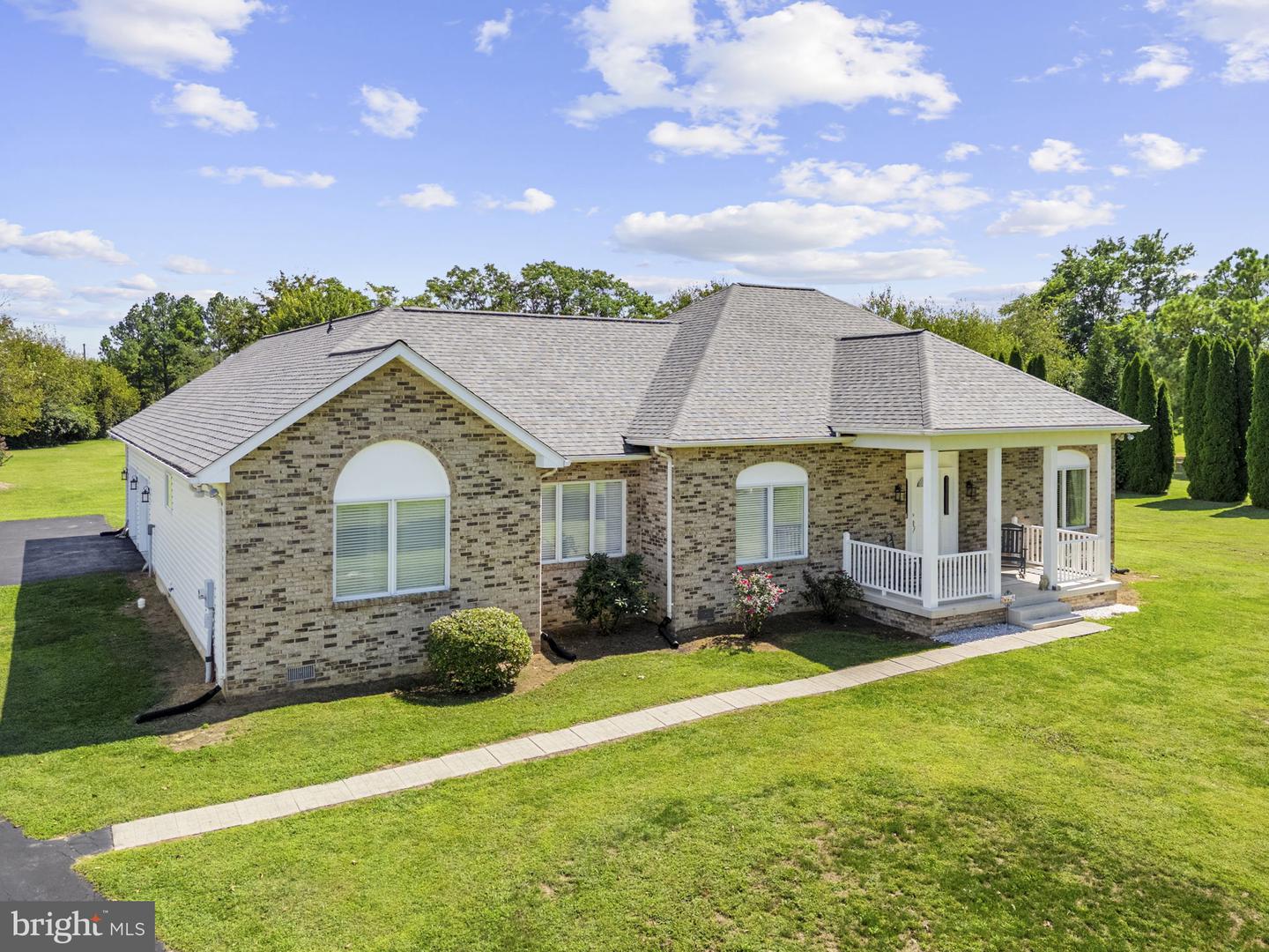 560 FAIR LN, WINCHESTER, Virginia 22603, 3 Bedrooms Bedrooms, 13 Rooms Rooms,2 BathroomsBathrooms,Residential,For sale,560 FAIR LN,VAFV2036314 MLS # VAFV2036314