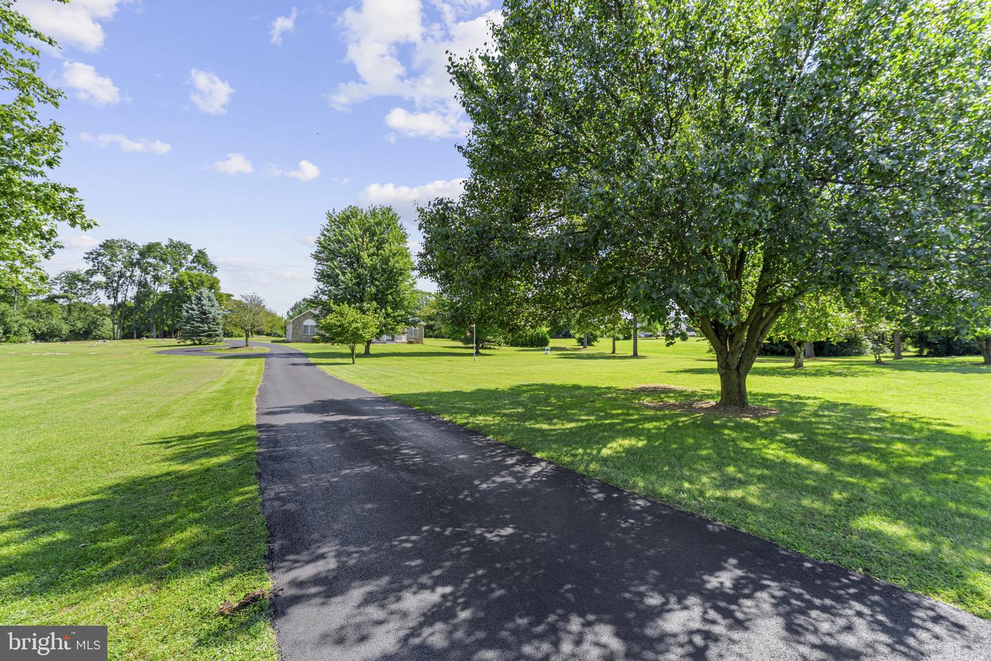 560 FAIR LN, WINCHESTER, Virginia 22603, 3 Bedrooms Bedrooms, 13 Rooms Rooms,2 BathroomsBathrooms,Residential,For sale,560 FAIR LN,VAFV2036314 MLS # VAFV2036314