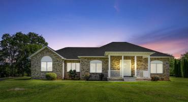 560 FAIR LN, WINCHESTER, Virginia 22603, 3 Bedrooms Bedrooms, 13 Rooms Rooms,2 BathroomsBathrooms,Residential,For sale,560 FAIR LN,VAFV2036314 MLS # VAFV2036314