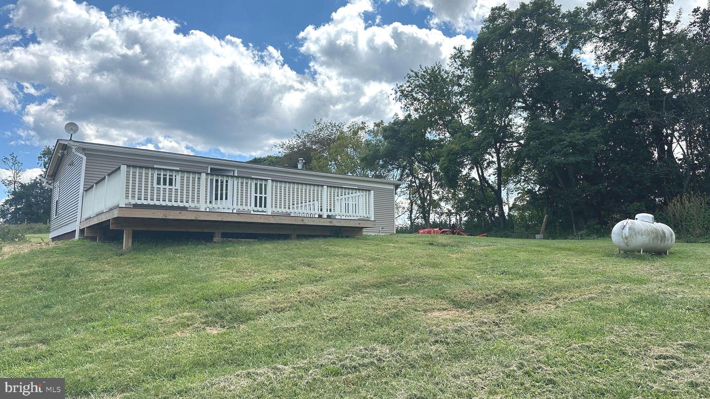 9715 BACK RD, MAURERTOWN, Virginia 22644, 2 Bedrooms Bedrooms, ,1 BathroomBathrooms,Residential,For sale,9715 BACK RD,VASH2012298 MLS # VASH2012298 9715 BACK RD, MAURERTOWN, Virginia 22644, 2 Bedrooms Bedrooms, ,1 BathroomBathrooms,Residential,For sale,9715 BACK RD,VASH2012298 MLS # VASH2012298