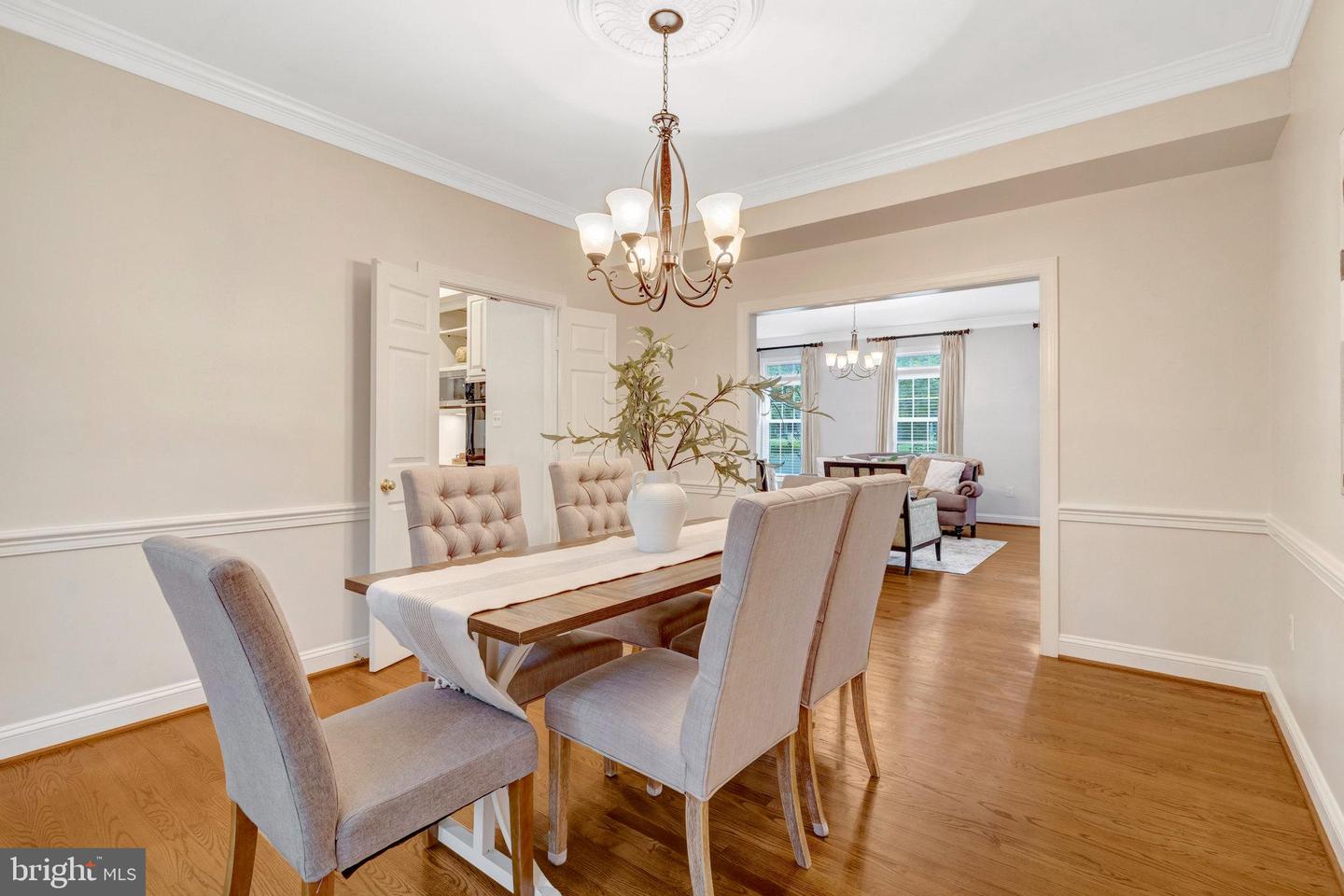 11181 LONGWOOD GROVE DR, RESTON, Virginia 20194, 5 Bedrooms Bedrooms, 18 Rooms Rooms,3 BathroomsBathrooms,Residential,For sale,11181 LONGWOOD GROVE DR,VAFX2262702 MLS # VAFX2262702