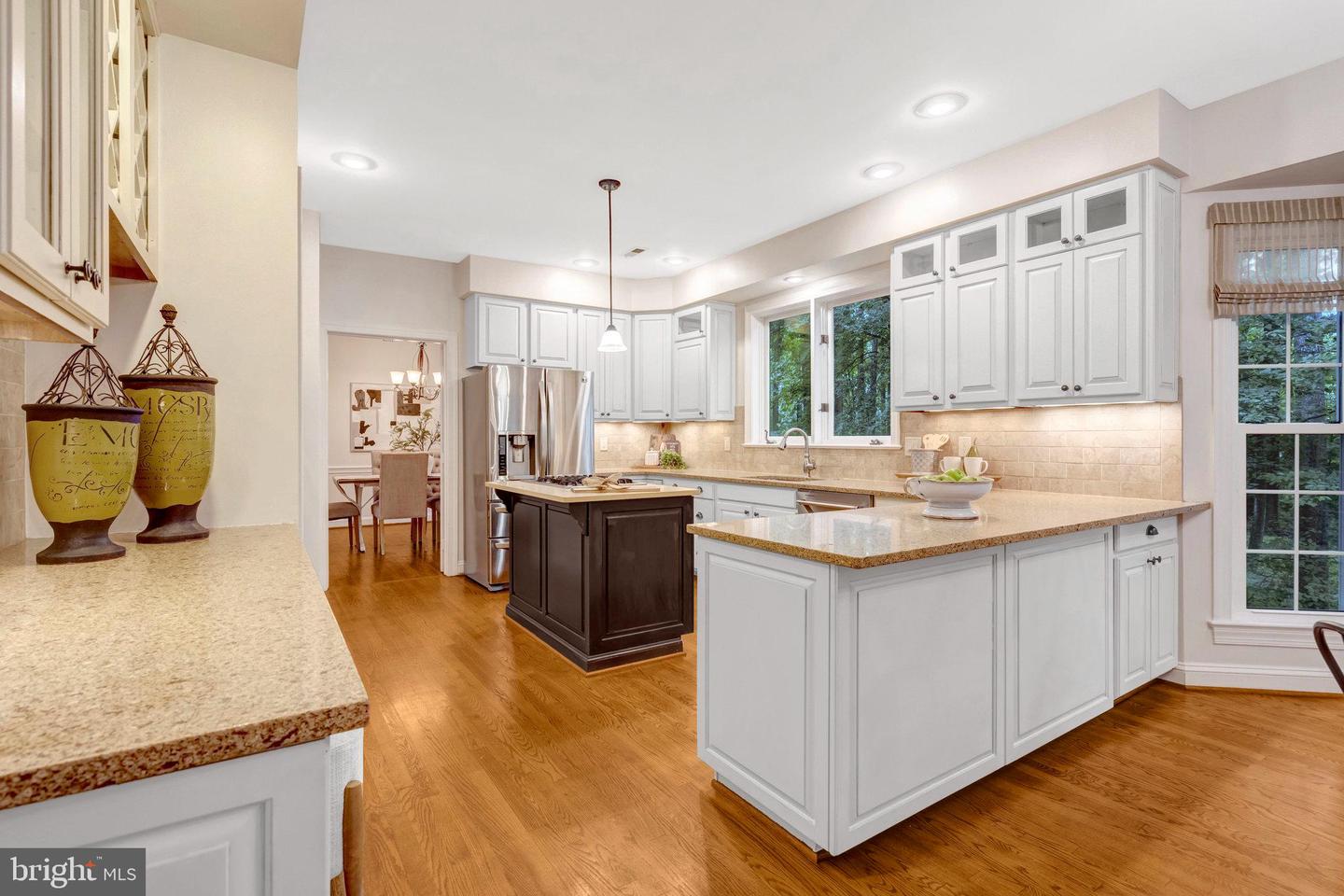11181 LONGWOOD GROVE DR, RESTON, Virginia 20194, 5 Bedrooms Bedrooms, 18 Rooms Rooms,3 BathroomsBathrooms,Residential,For sale,11181 LONGWOOD GROVE DR,VAFX2262702 MLS # VAFX2262702