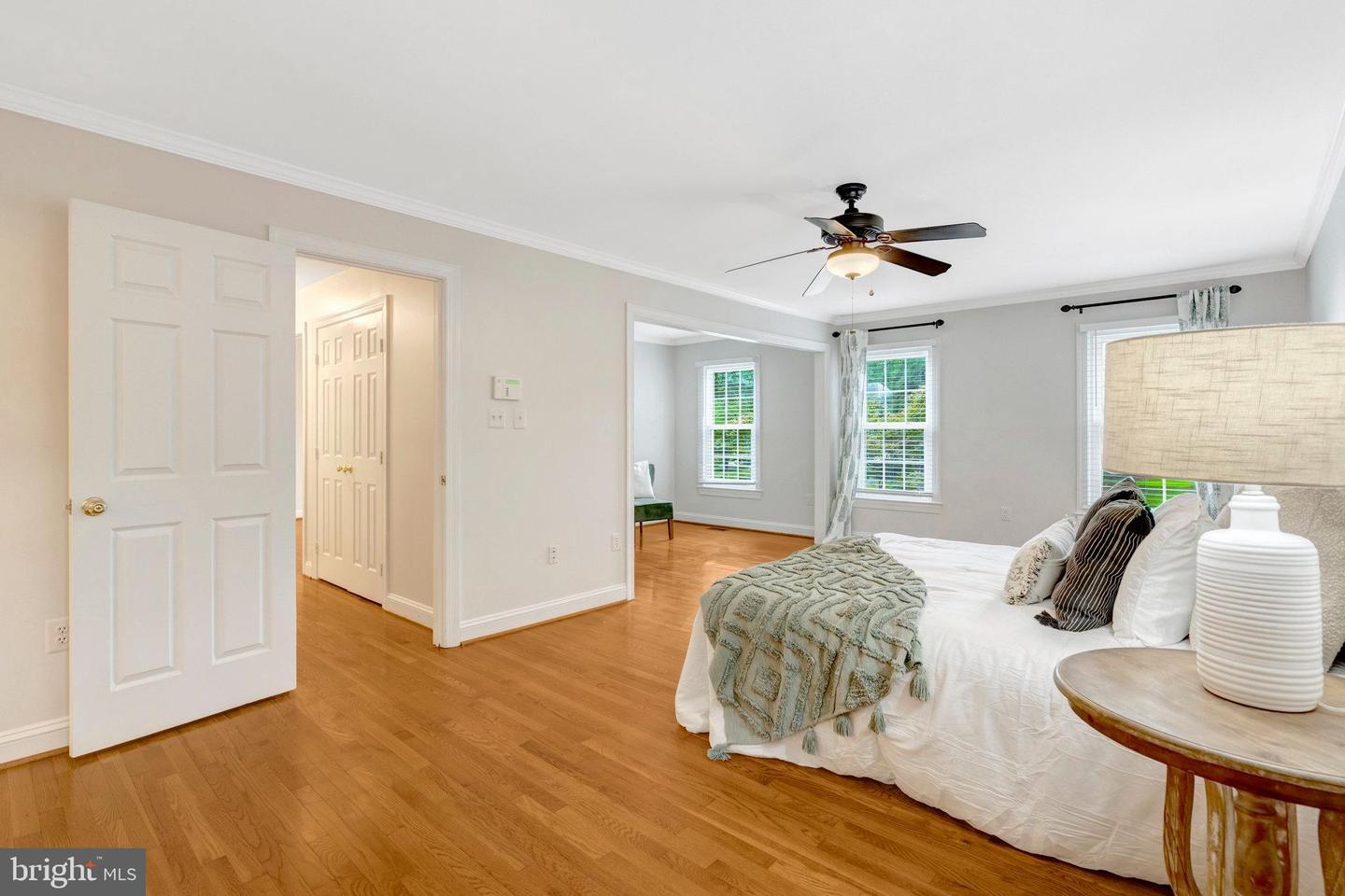 11181 LONGWOOD GROVE DR, RESTON, Virginia 20194, 5 Bedrooms Bedrooms, 18 Rooms Rooms,3 BathroomsBathrooms,Residential,For sale,11181 LONGWOOD GROVE DR,VAFX2262702 MLS # VAFX2262702