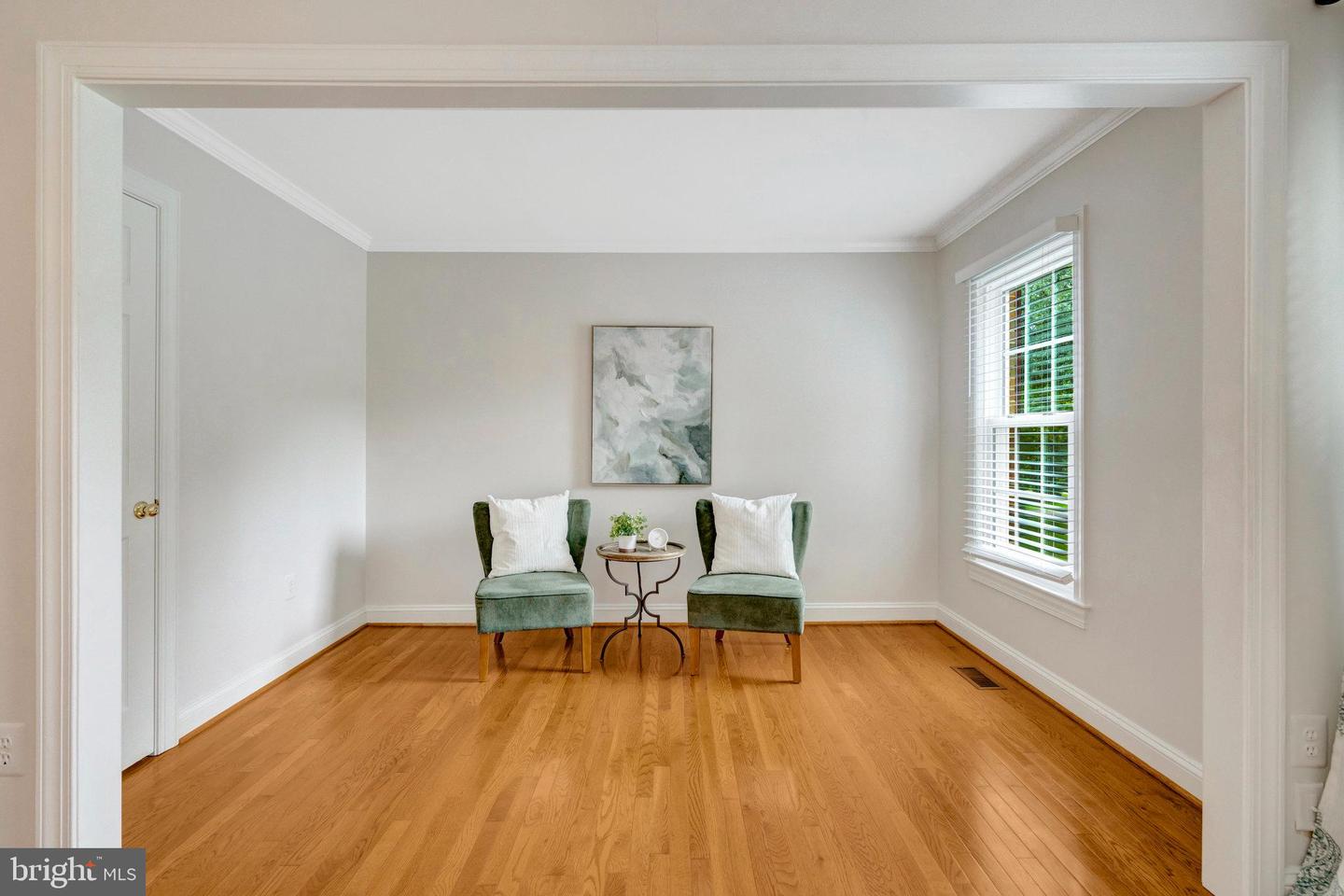 11181 LONGWOOD GROVE DR, RESTON, Virginia 20194, 5 Bedrooms Bedrooms, 18 Rooms Rooms,3 BathroomsBathrooms,Residential,For sale,11181 LONGWOOD GROVE DR,VAFX2262702 MLS # VAFX2262702