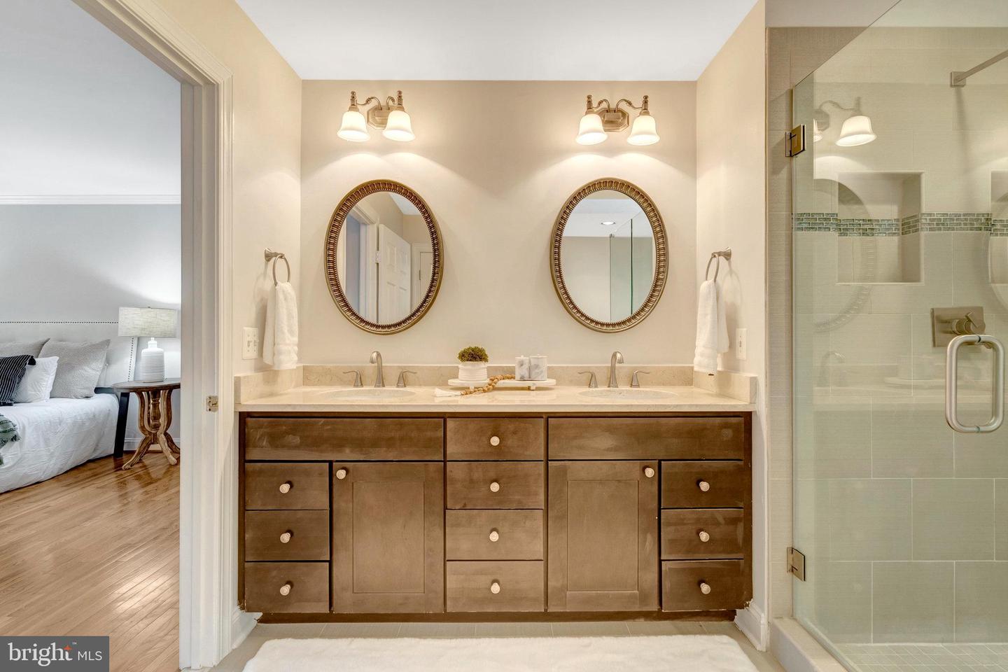11181 LONGWOOD GROVE DR, RESTON, Virginia 20194, 5 Bedrooms Bedrooms, 18 Rooms Rooms,3 BathroomsBathrooms,Residential,For sale,11181 LONGWOOD GROVE DR,VAFX2262702 MLS # VAFX2262702