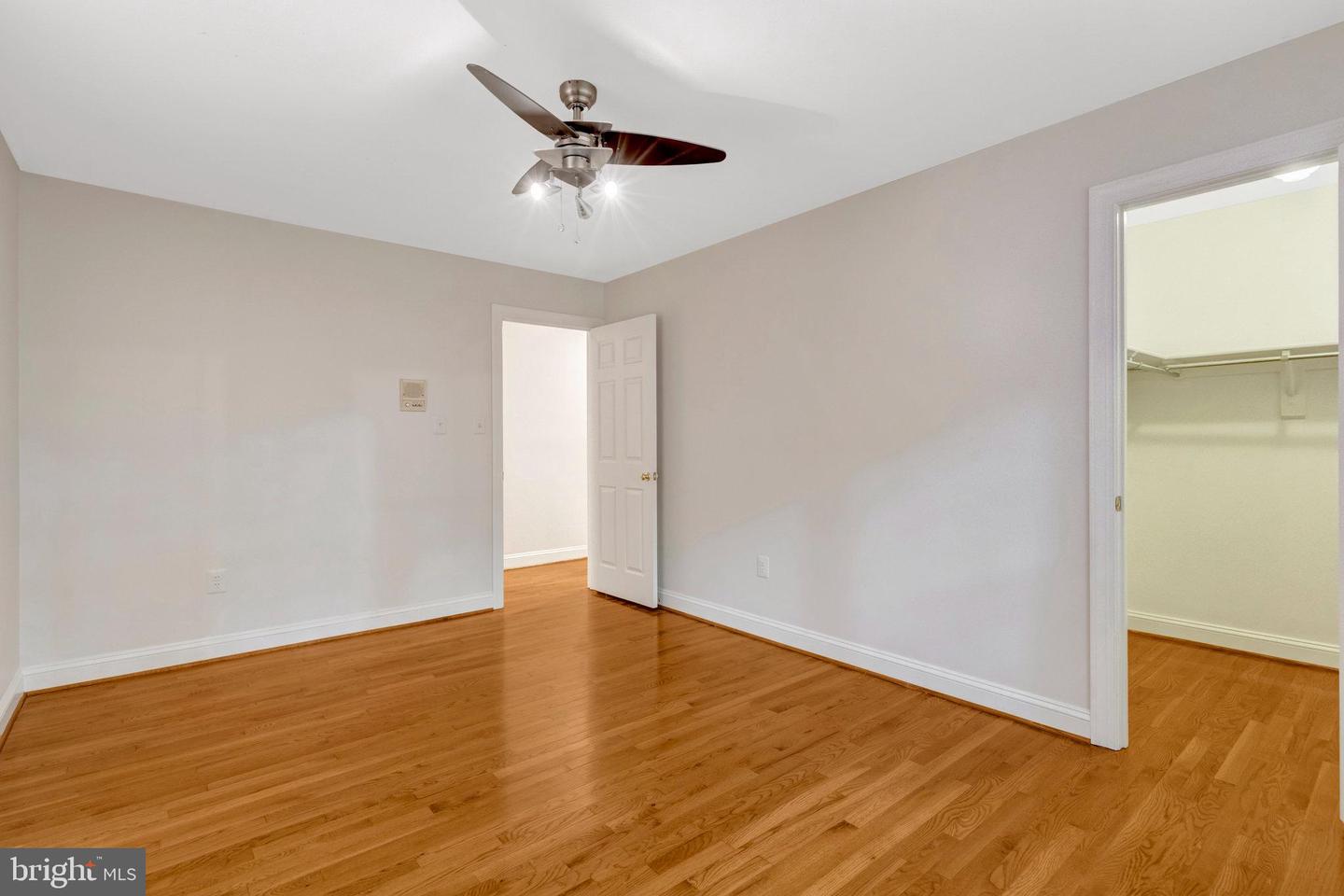 11181 LONGWOOD GROVE DR, RESTON, Virginia 20194, 5 Bedrooms Bedrooms, 18 Rooms Rooms,3 BathroomsBathrooms,Residential,For sale,11181 LONGWOOD GROVE DR,VAFX2262702 MLS # VAFX2262702