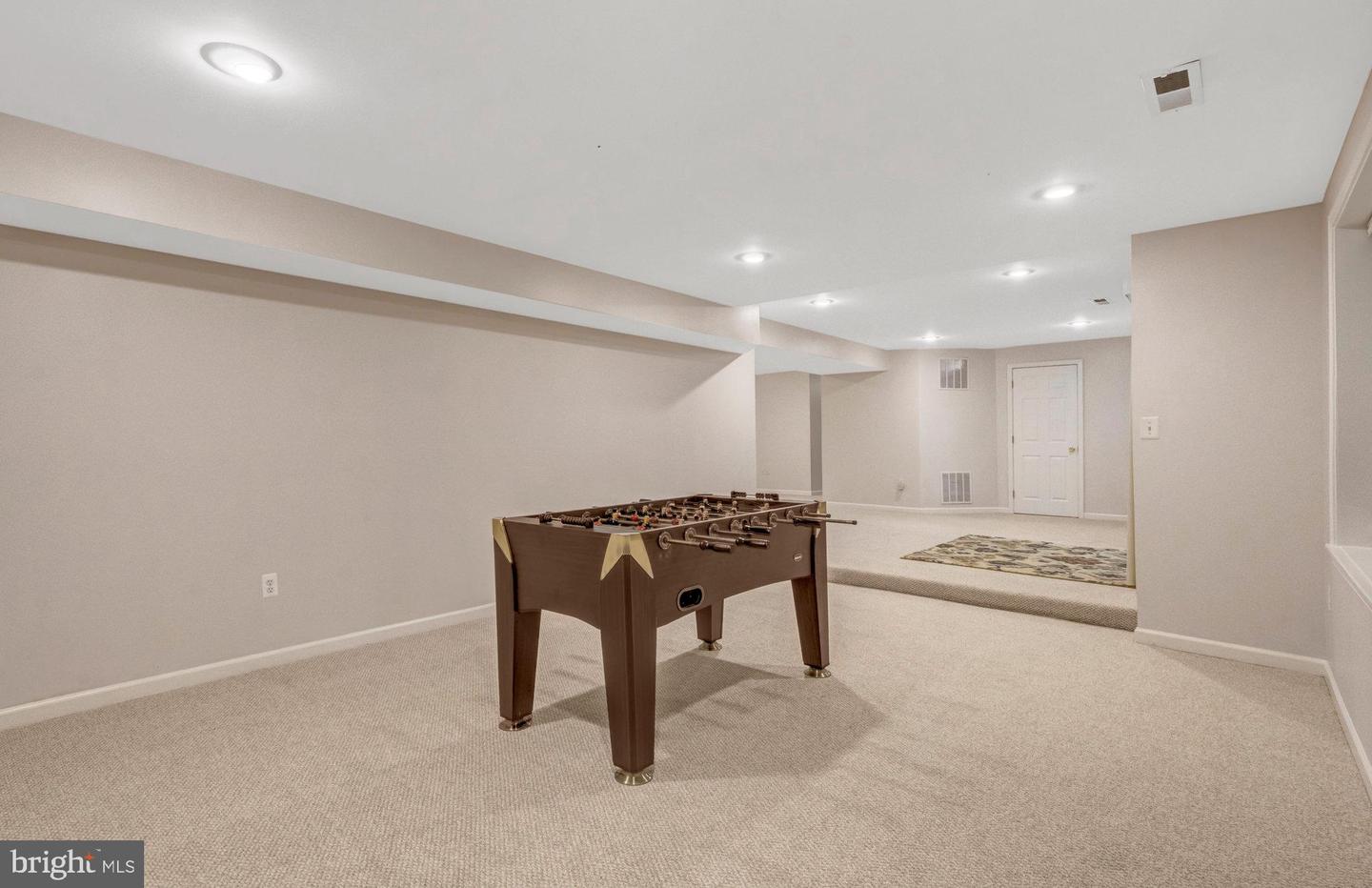 11181 LONGWOOD GROVE DR, RESTON, Virginia 20194, 5 Bedrooms Bedrooms, 18 Rooms Rooms,3 BathroomsBathrooms,Residential,For sale,11181 LONGWOOD GROVE DR,VAFX2262702 MLS # VAFX2262702