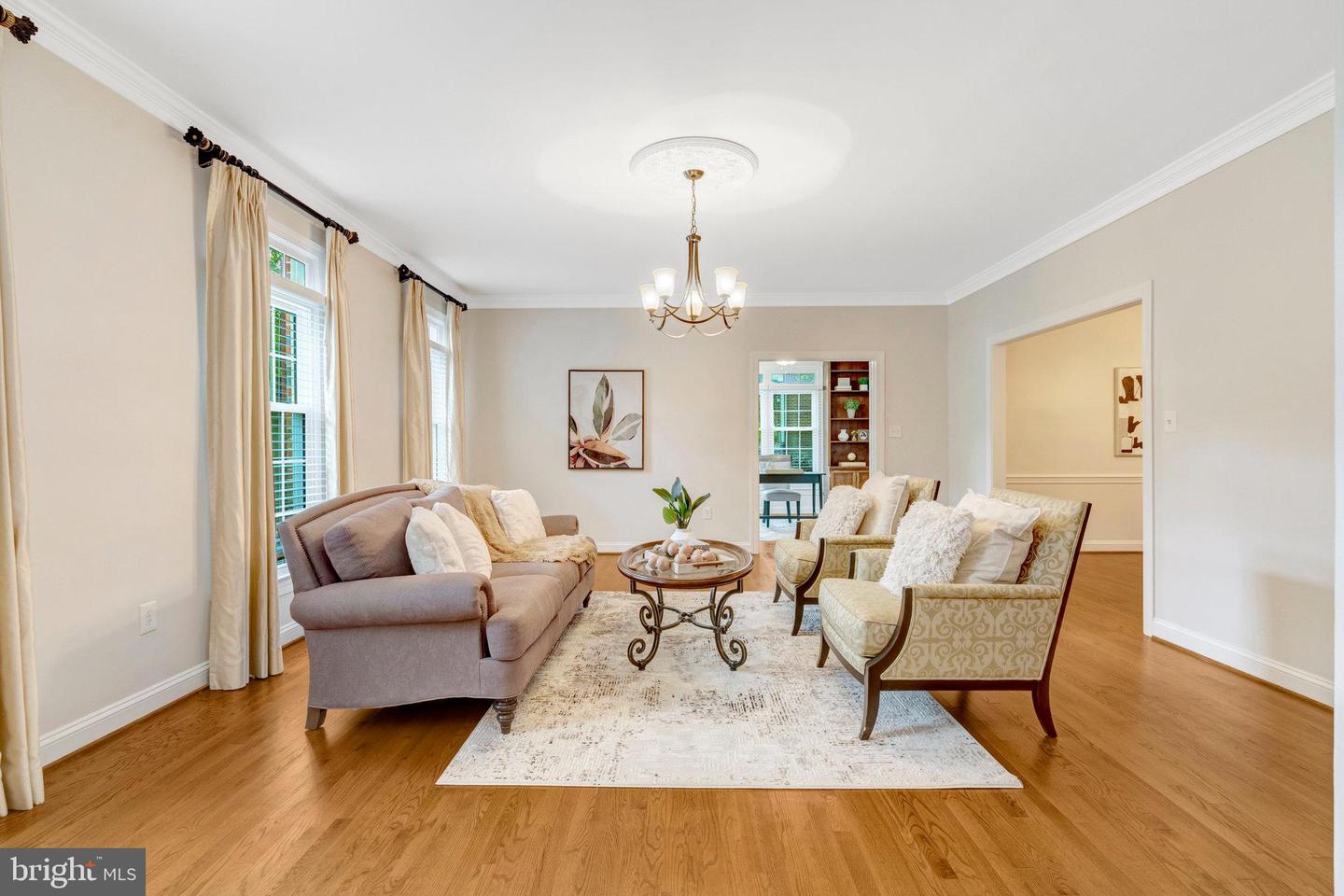 11181 LONGWOOD GROVE DR, RESTON, Virginia 20194, 5 Bedrooms Bedrooms, 18 Rooms Rooms,3 BathroomsBathrooms,Residential,For sale,11181 LONGWOOD GROVE DR,VAFX2262702 MLS # VAFX2262702