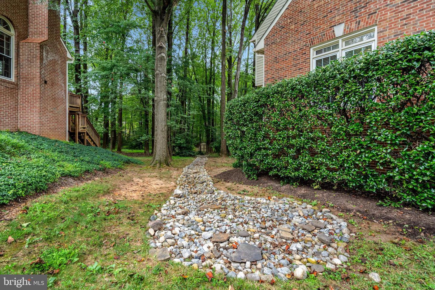 11181 LONGWOOD GROVE DR, RESTON, Virginia 20194, 5 Bedrooms Bedrooms, 18 Rooms Rooms,3 BathroomsBathrooms,Residential,For sale,11181 LONGWOOD GROVE DR,VAFX2262702 MLS # VAFX2262702
