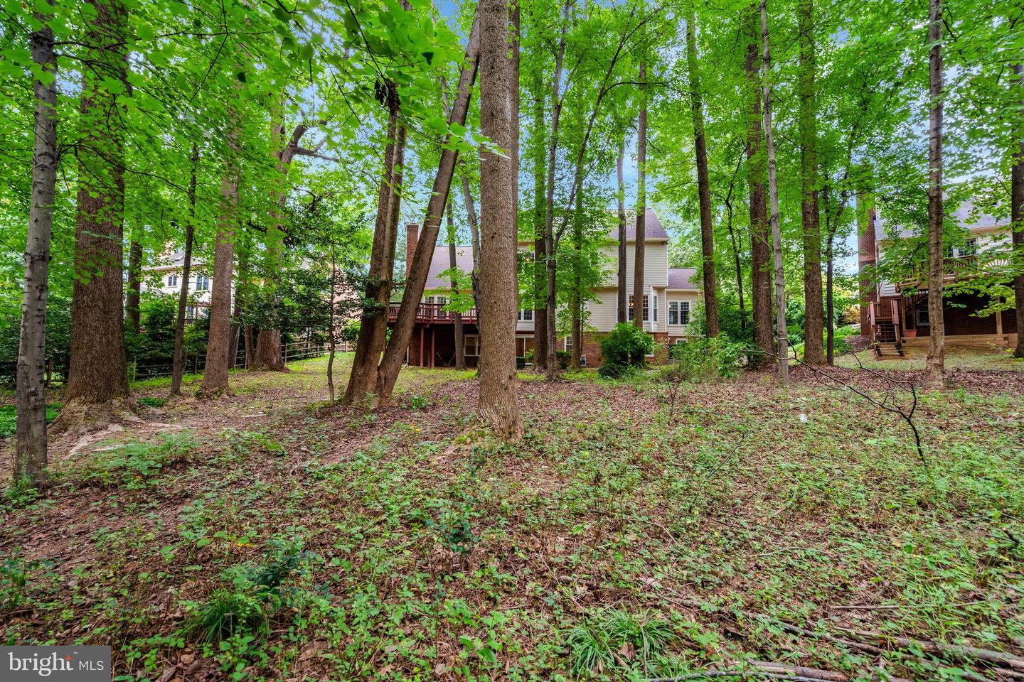 11181 LONGWOOD GROVE DR, RESTON, Virginia 20194, 5 Bedrooms Bedrooms, 18 Rooms Rooms,3 BathroomsBathrooms,Residential,For sale,11181 LONGWOOD GROVE DR,VAFX2262702 MLS # VAFX2262702