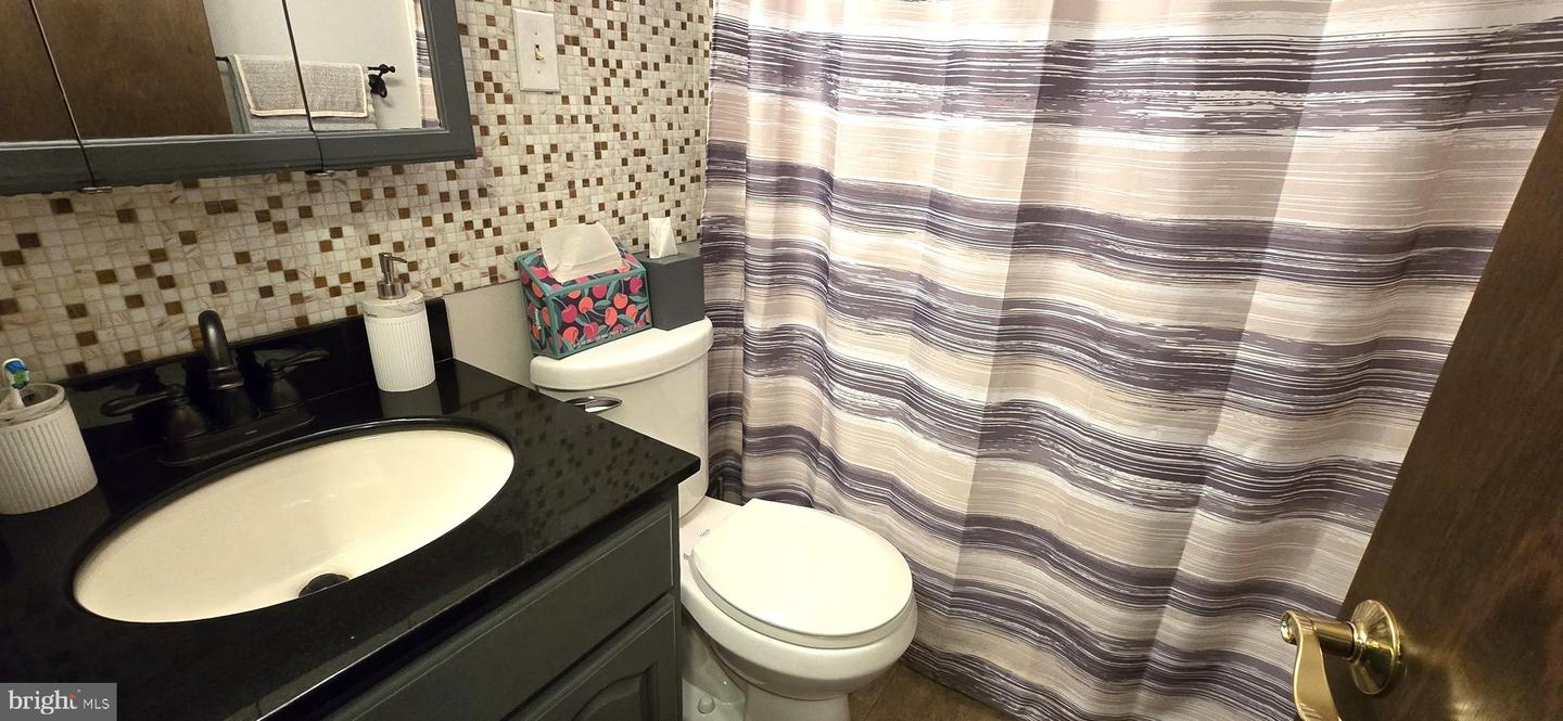 152 RICHMOND RD, FRONT ROYAL, Virginia 22630, 3 Bedrooms Bedrooms, ,2 BathroomsBathrooms,Residential,For sale,152 RICHMOND RD,VAWR2012056 MLS # VAWR2012056