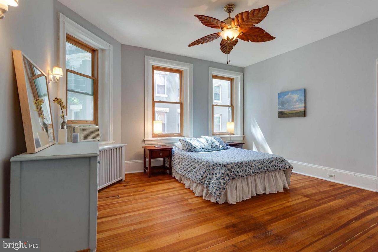 1419 R ST NW #33, WASHINGTON, District Of Columbia 20009, 2 Bedrooms Bedrooms, ,1 BathroomBathrooms,Residential,For sale,1419 R ST NW #33,DCDC2216378 MLS # DCDC2216378
