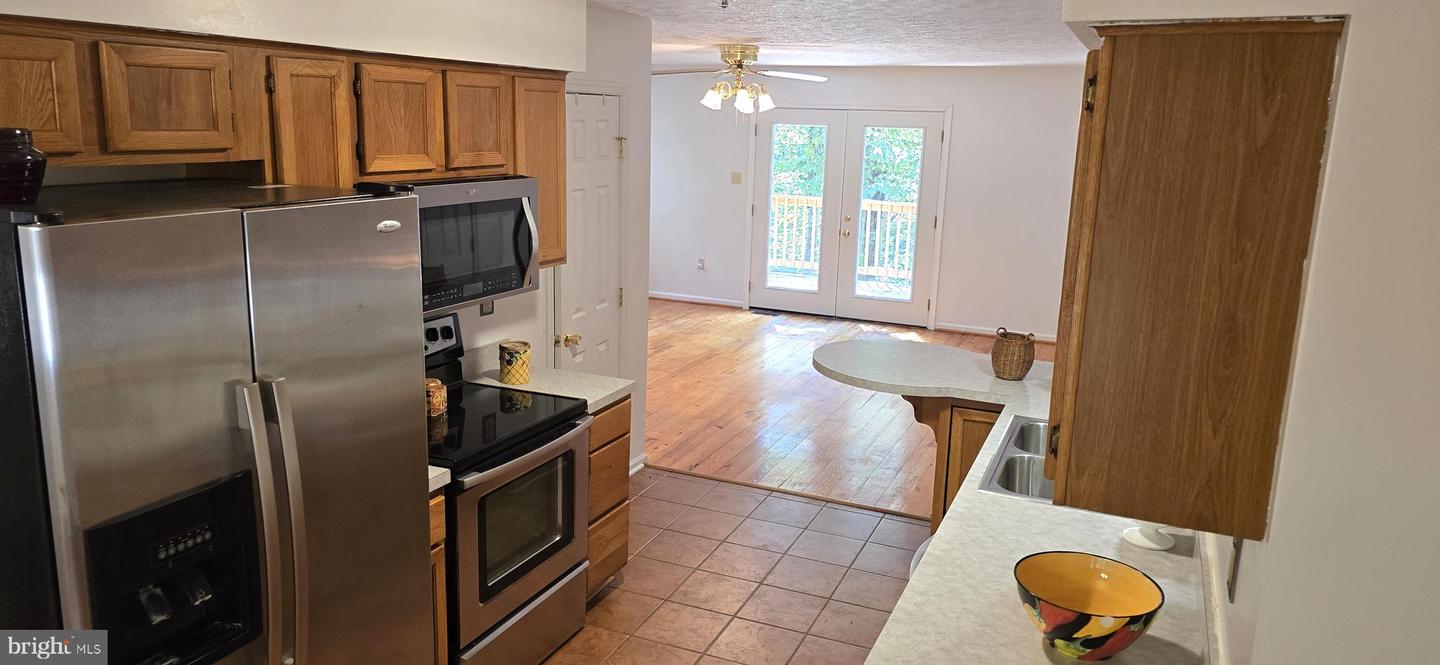 100 GREENBRIAR CIR, CROSS JUNCTION, Virginia 22625, 3 Bedrooms Bedrooms, ,2 BathroomsBathrooms,Residential,For sale,100 GREENBRIAR CIR,VAFV2036362 MLS # VAFV2036362